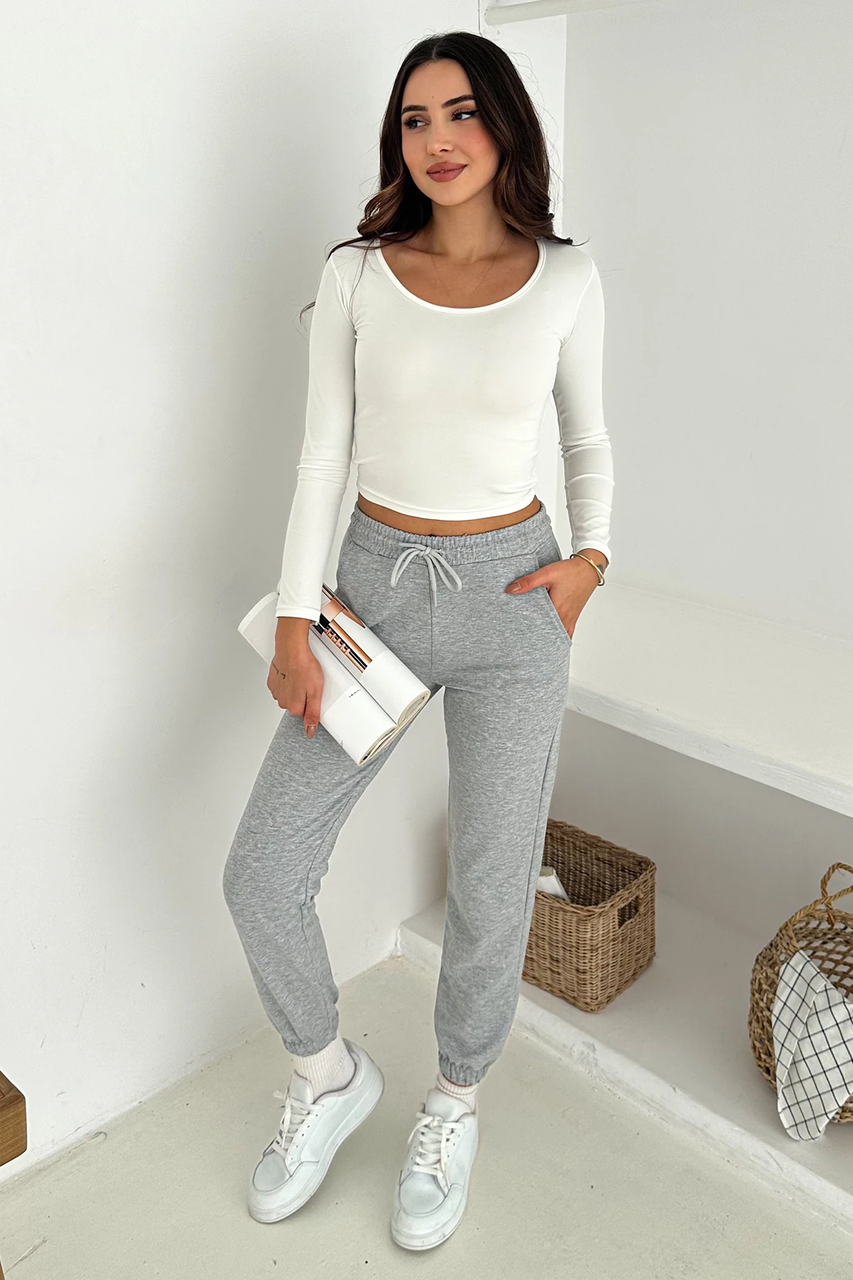 Kadın Bağcıklı Jogger Pantolon & Eşofman Altı – Sportif & Enerjik Stil