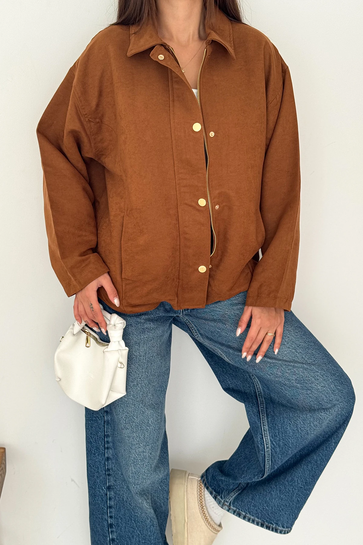 Kadın Fermuarlı Altın Düğmeli Mont– Structured Style