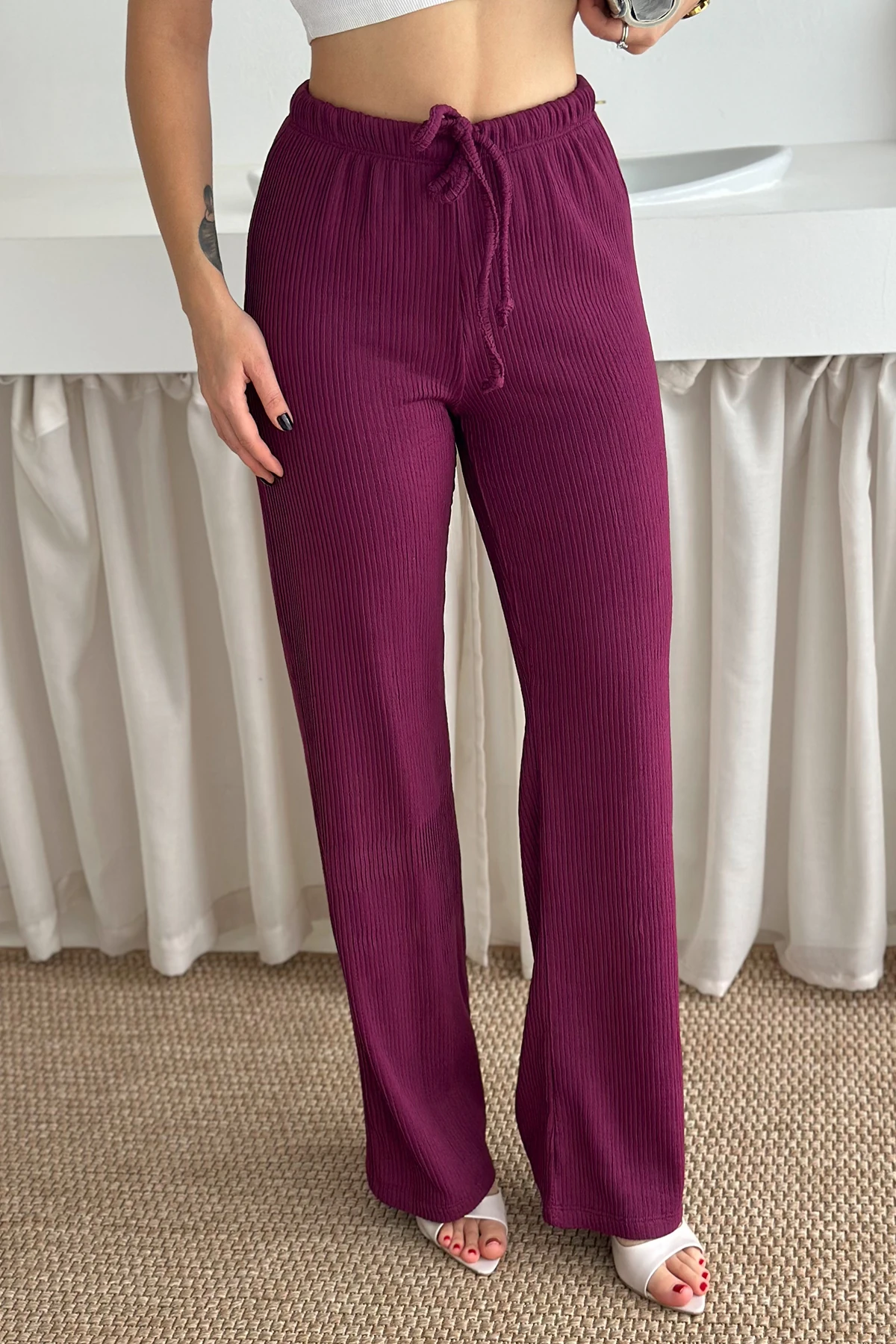Kadın Bol Paça Sardonlu Kalın Pantolon – Kışa Özel & Konforlu Stil