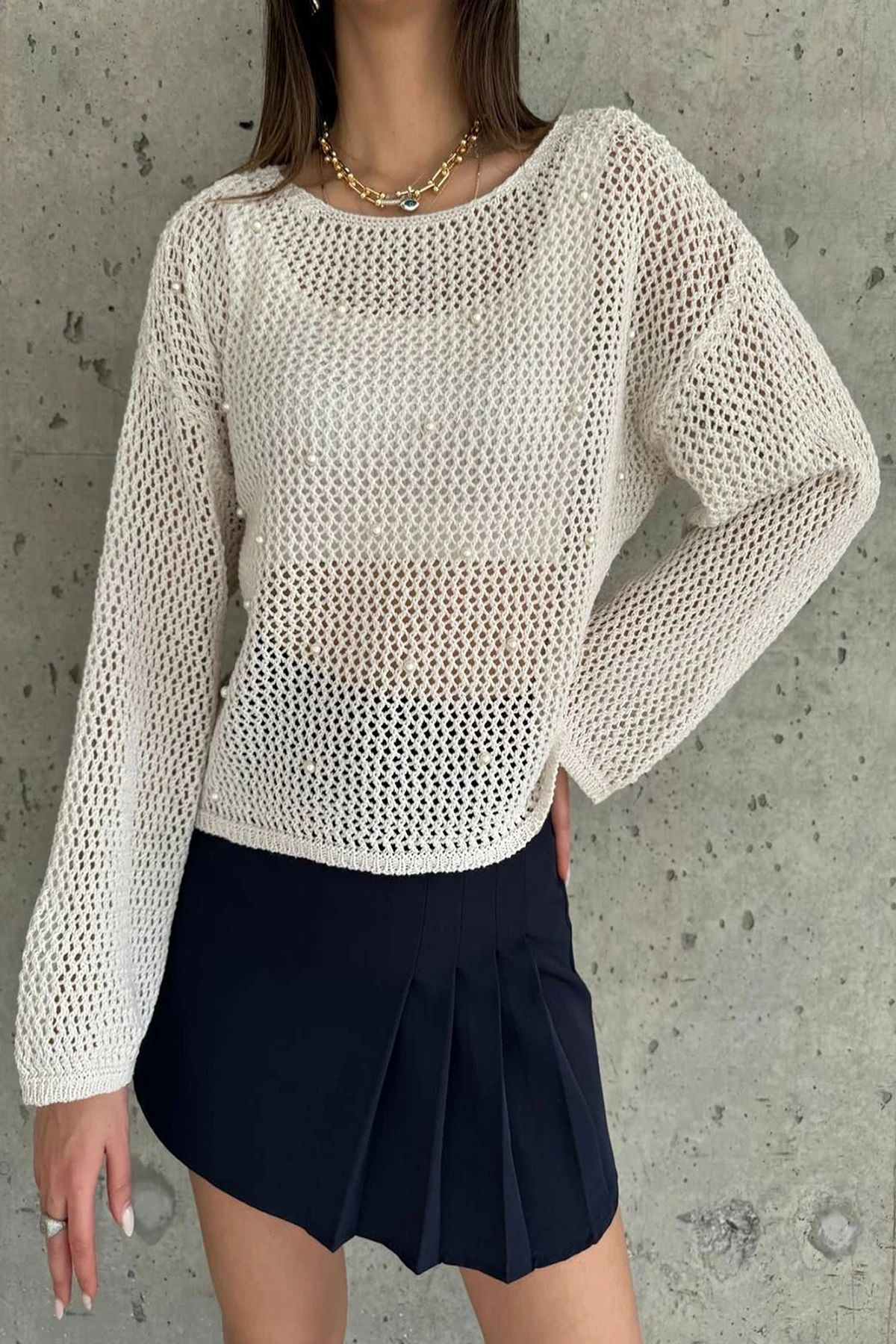 Kadın File Dokulu Örgü Kazak – Hafif & Cesur Stil