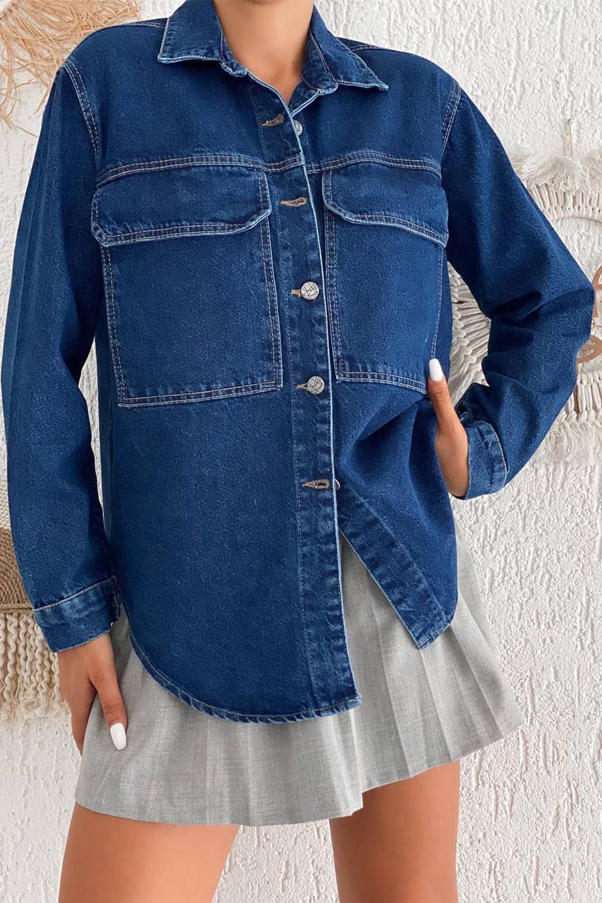 Kadın Denim Gömlek – Düğmeli & Astarsız Rahat Kesim