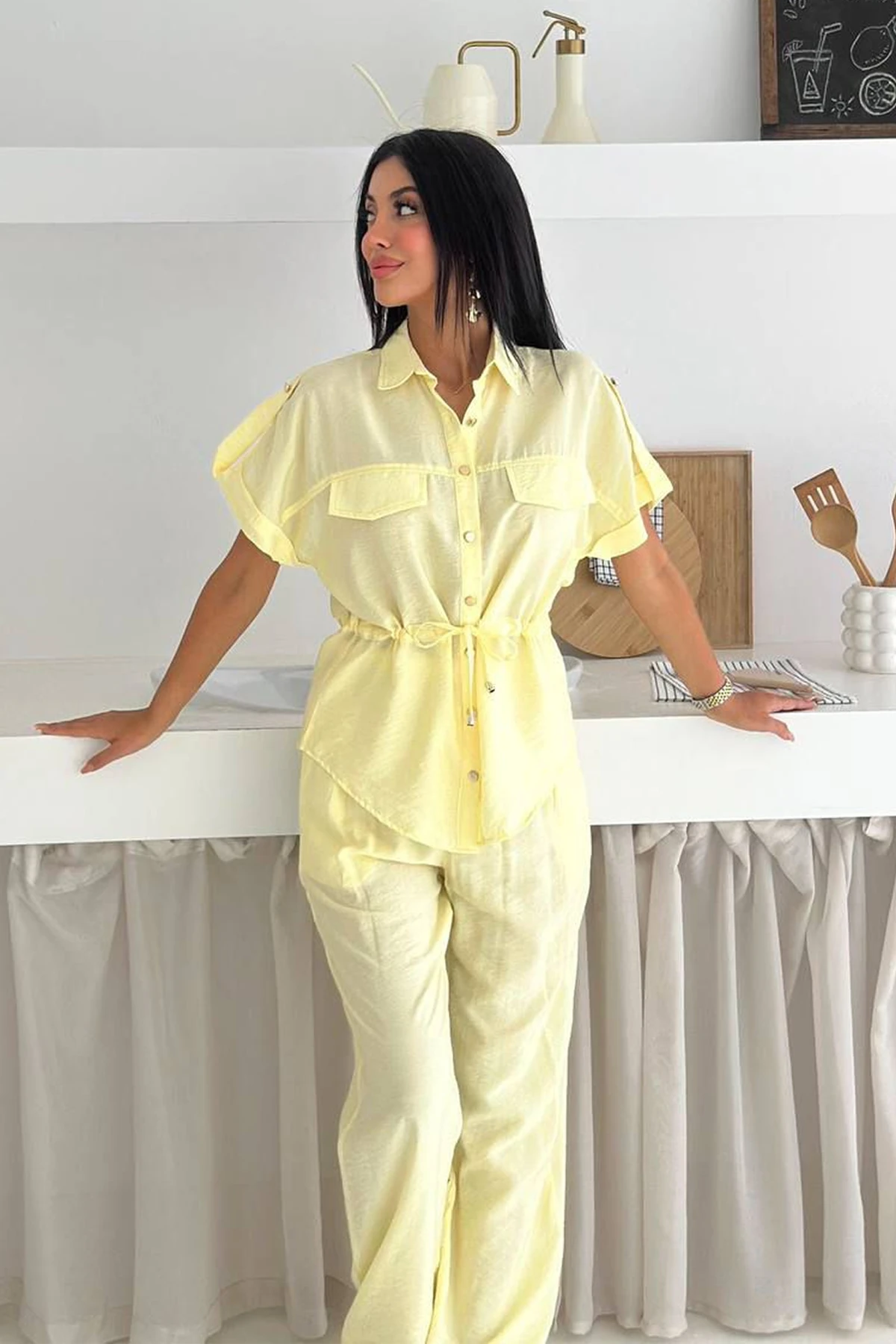 Kadın Bağcıklı Dokuma Tensel Takım – Ferah & Şehirli Stil