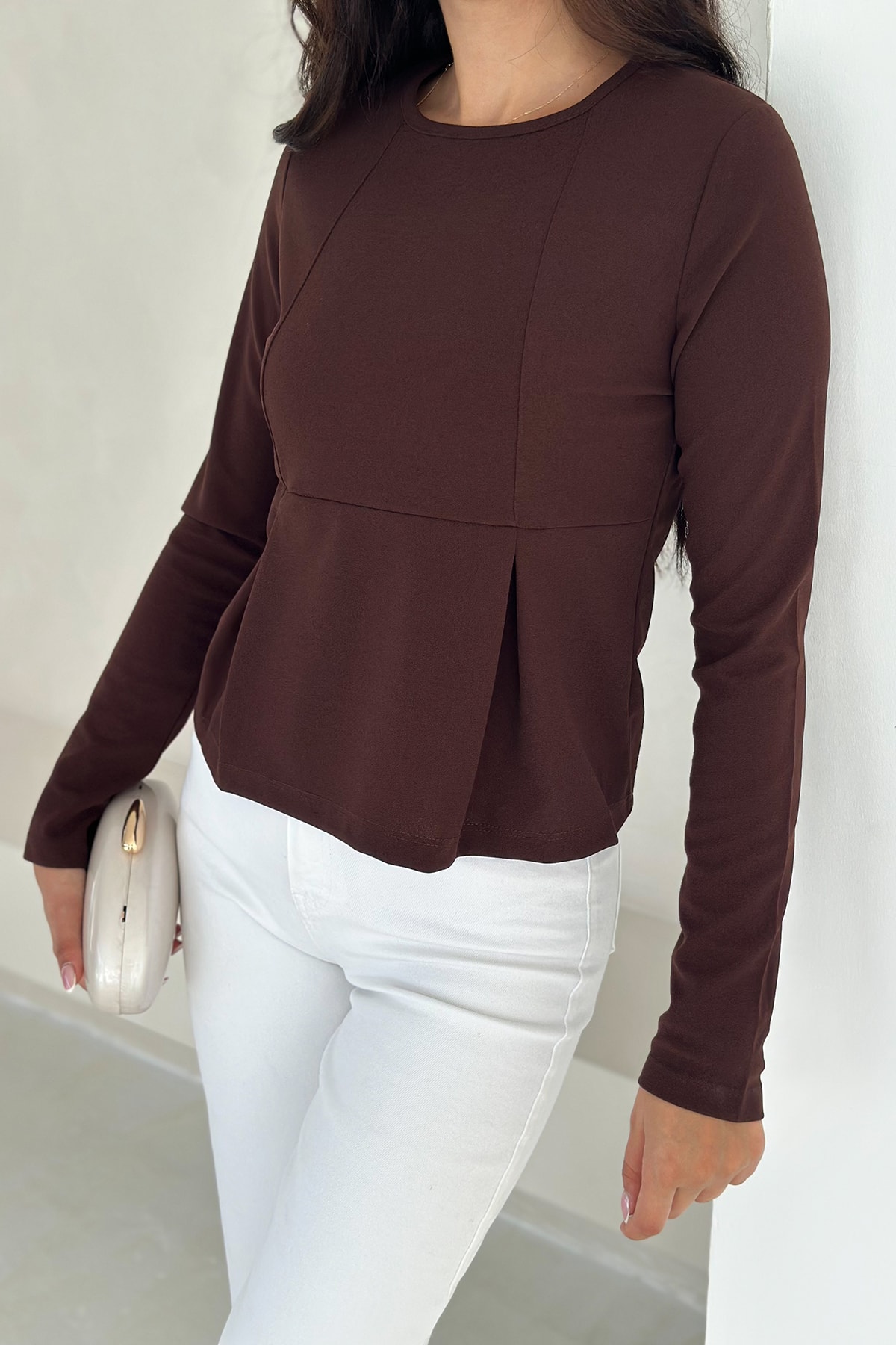 Kadın Volanlı Dikiş Detaylı Premium Bluz – Vücut Şekillendirici & Modern Kesim