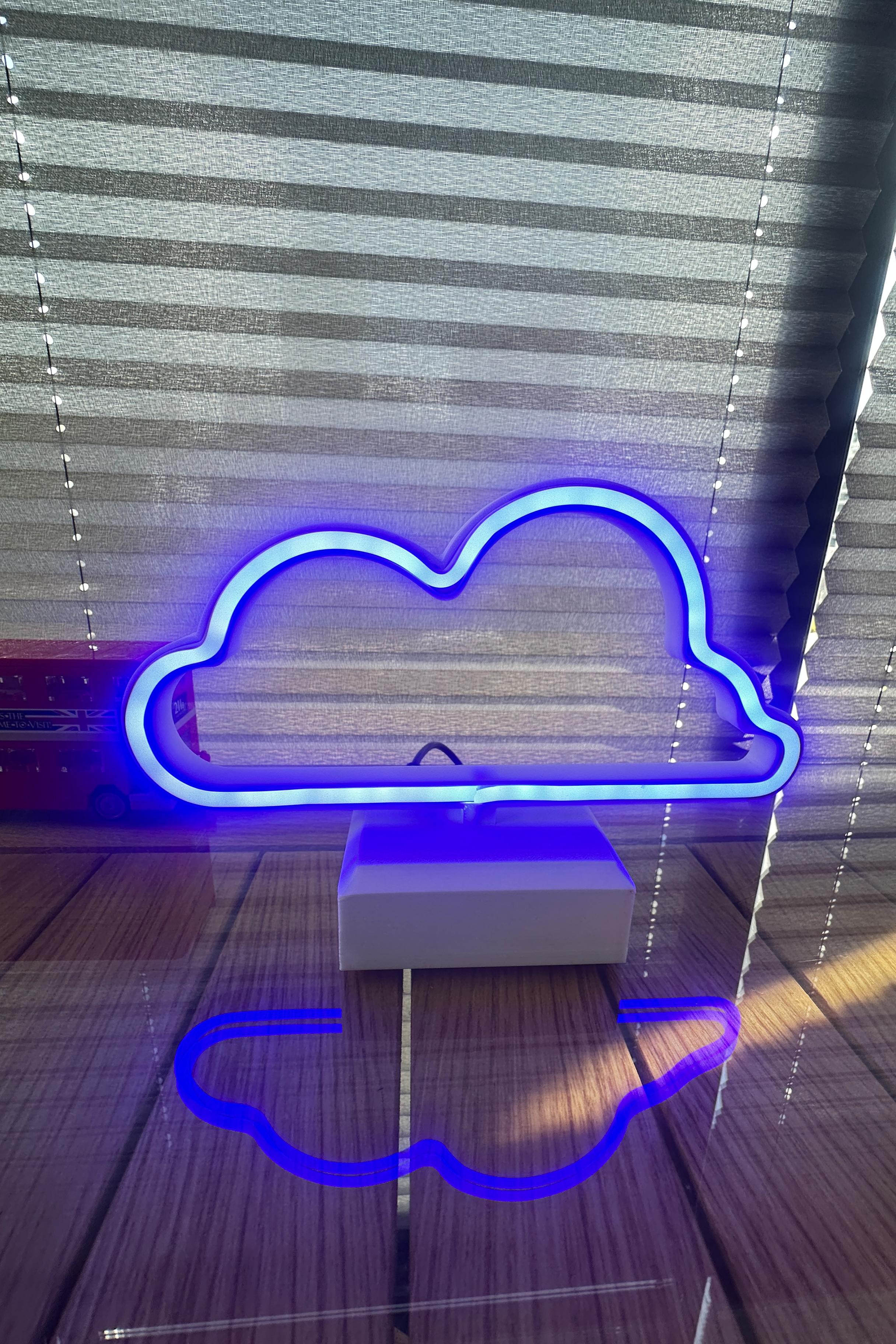 Neon Led Bulut - 20 cm - İster Duvara As, İster Masaüstü - Genç Odası - Adaptör Dahil - Prizli
