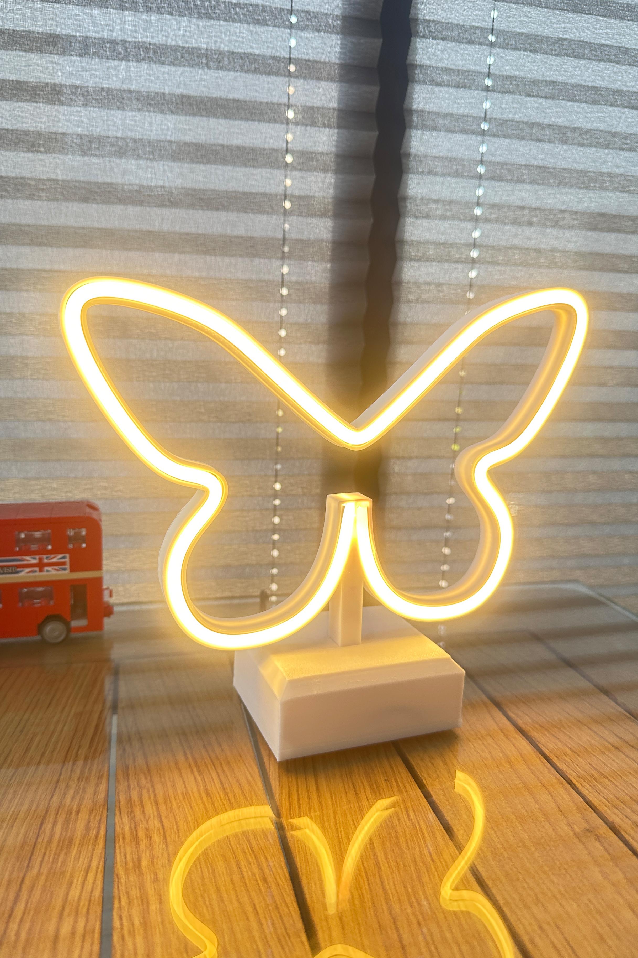 Kelebek Led - Neon Led - 22cm - İster Duvara As, İster Masaüstü - Adaptör Dahil