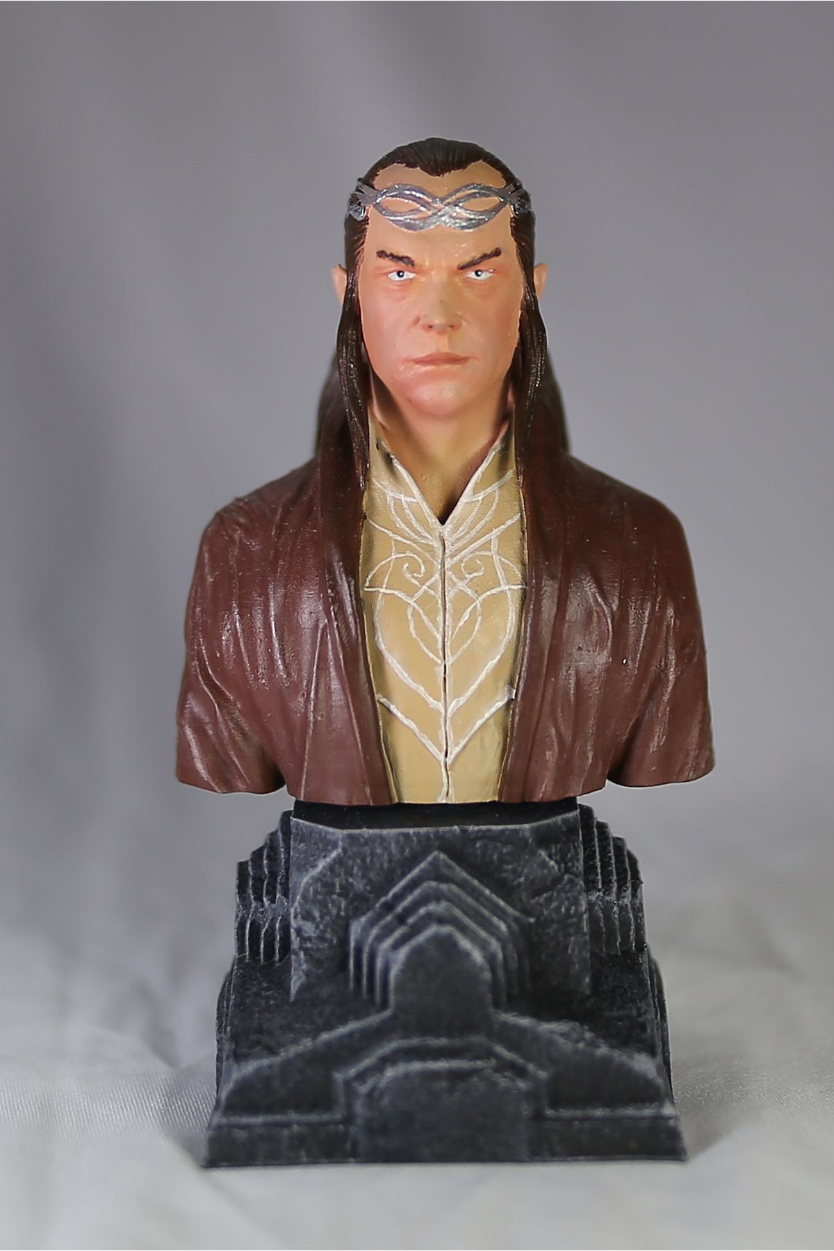 Elrond Yüzüklerin Efendisi El Boyaması Figür 12 cm