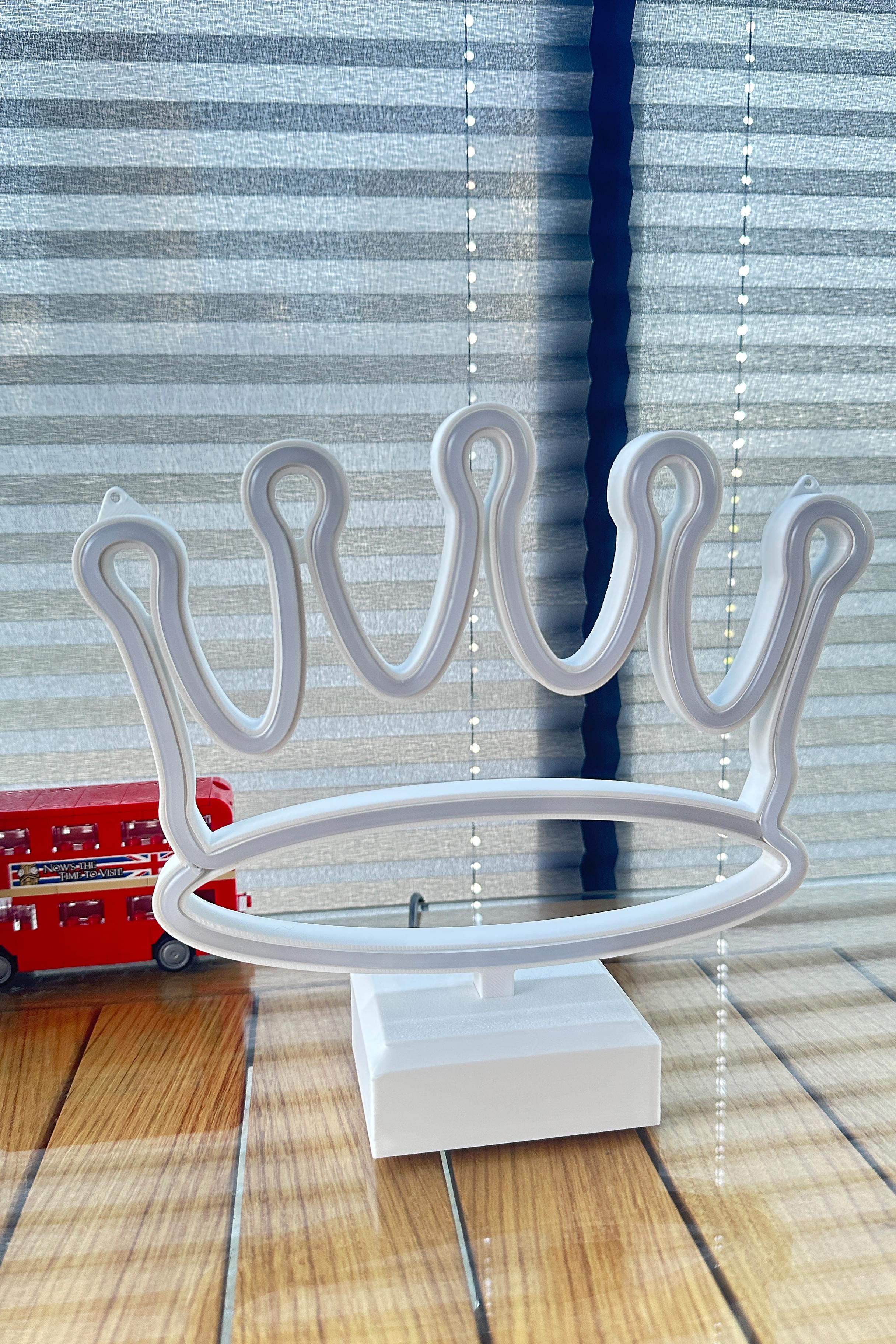 Kral Tacı Led - Neon Led - 22cm - İster Duvara As, İster Masaüstü - Adaptör Dahil