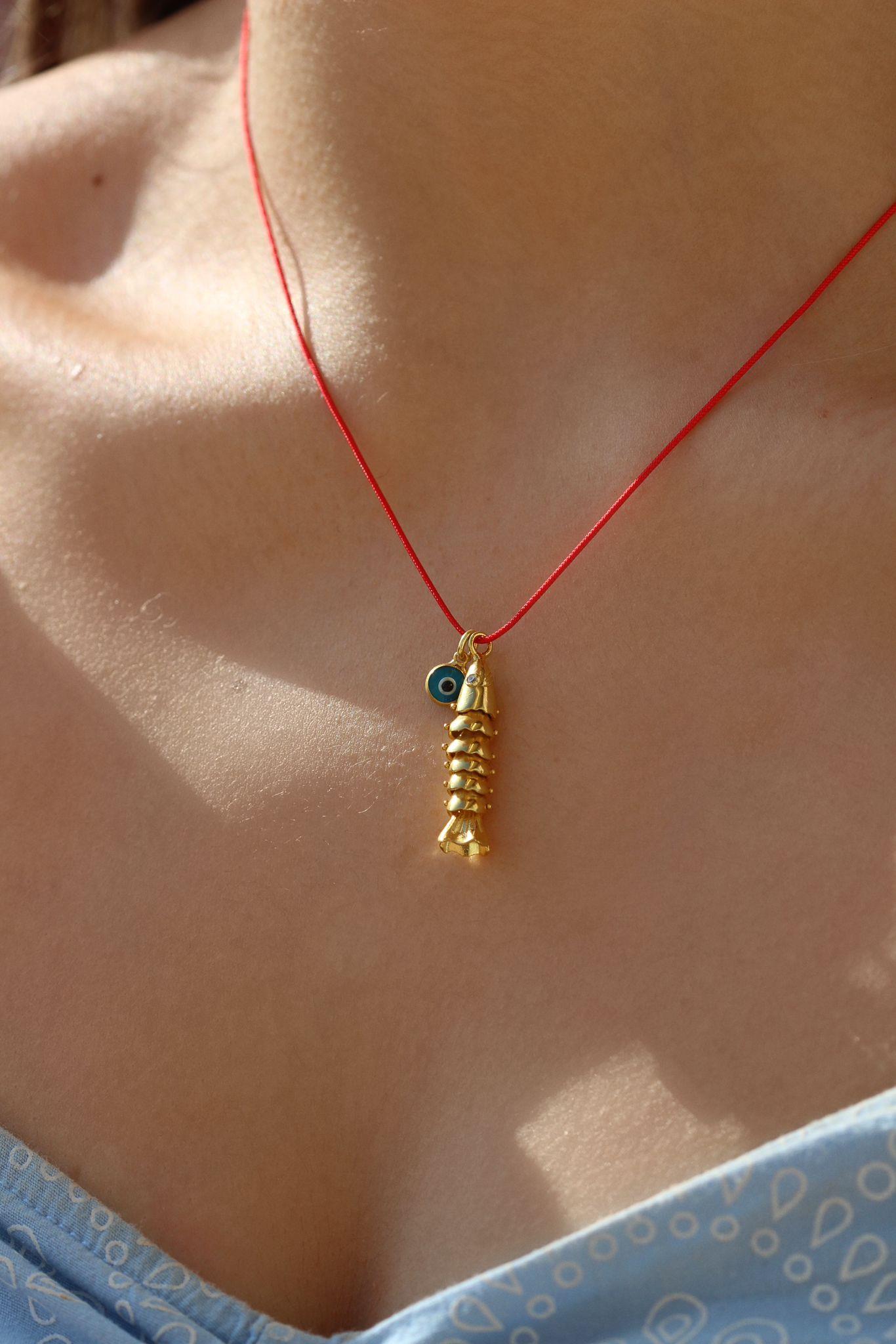 Kırmızı İp Kıvrımlı Balık Kolye | 925 Gümüş