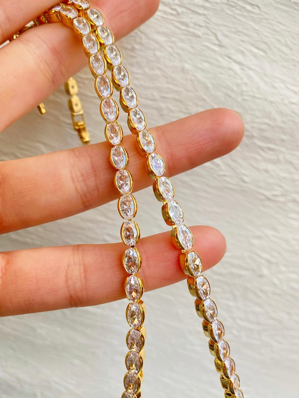 Oval Zirkon Taşlı Gold Kolye