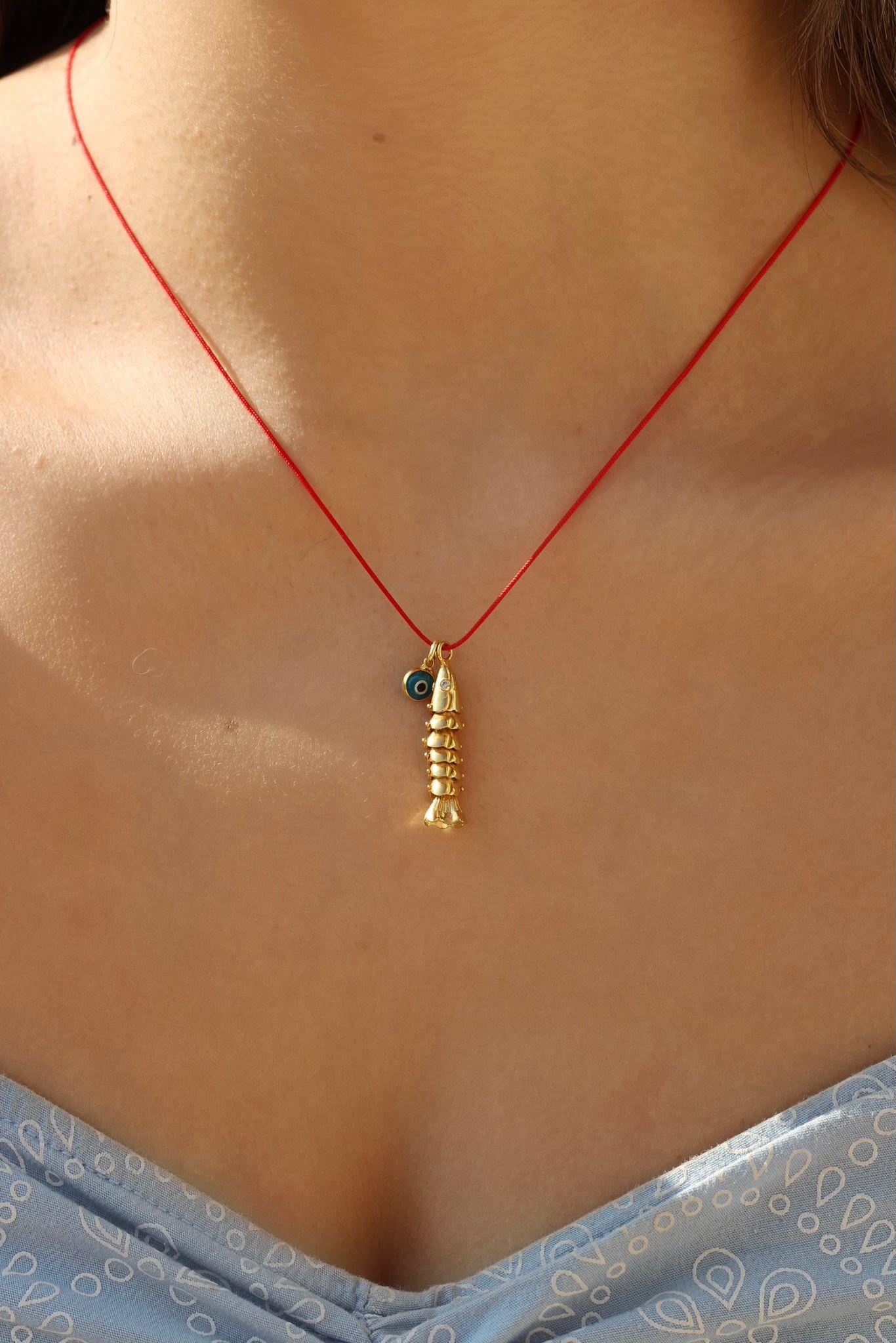 Kırmızı İp Kıvrımlı Balık Kolye | 925 Gümüş