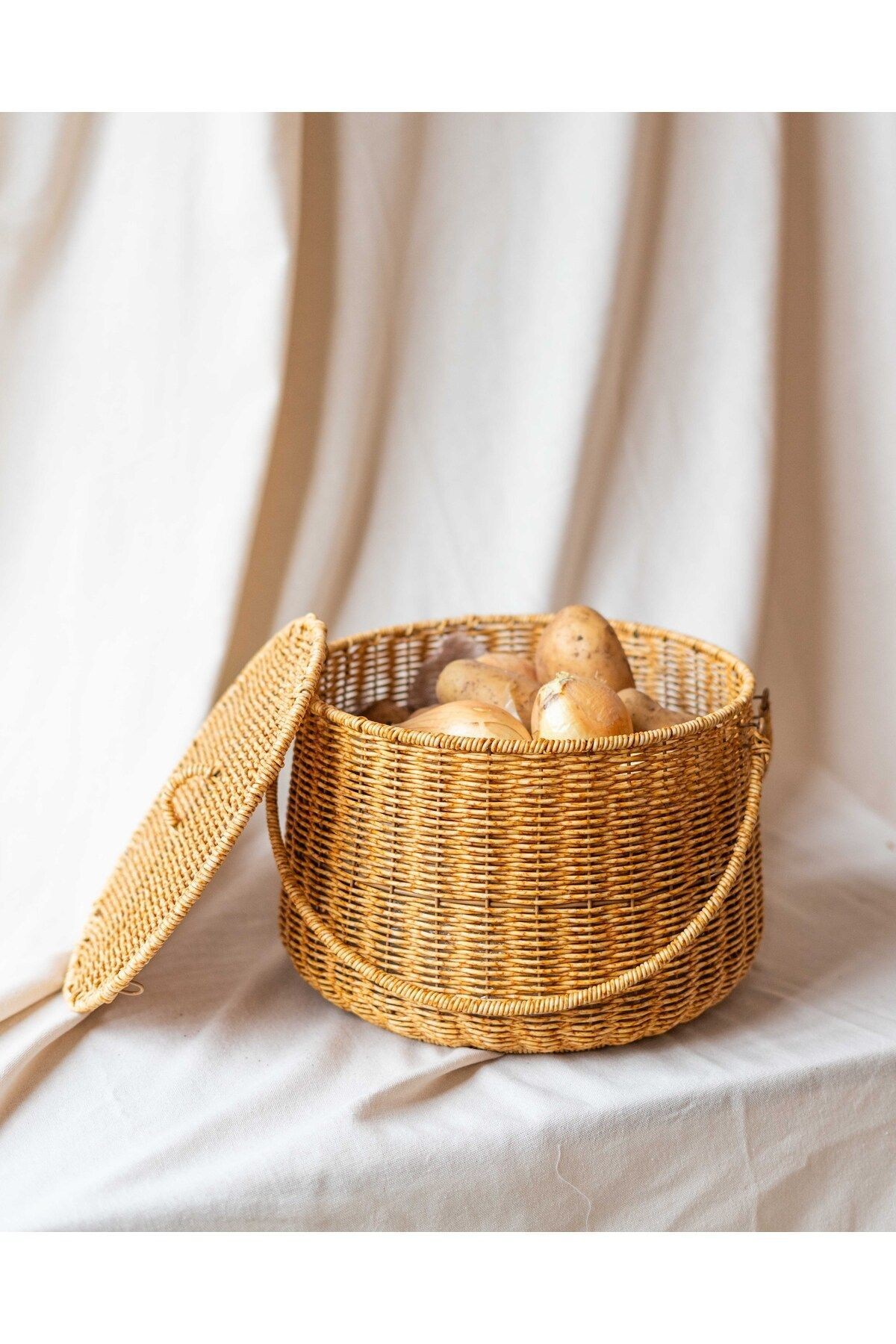 Rattan Kulplu Kapaklı Sepet/Piknik Sepeti