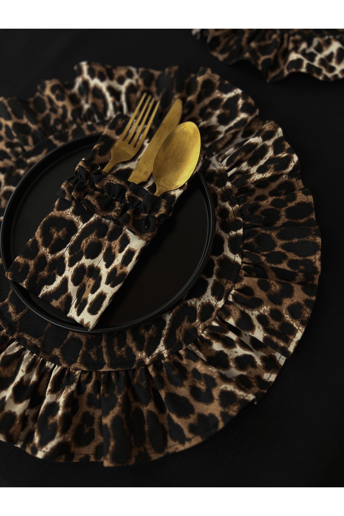 Leopard Fırfırlı 3 Bölmeli Çatal-Kaşık-Bıçak Kılıfı 2Li