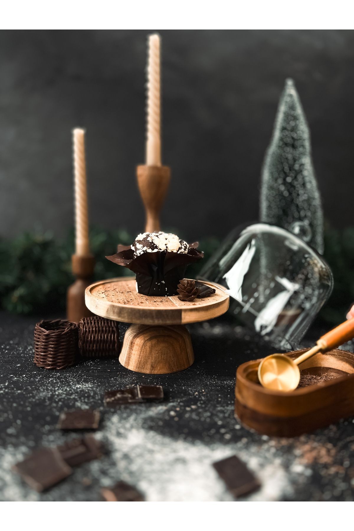 Tiny Pine Akasya Standlı Cam Kapaklı Sunumluk