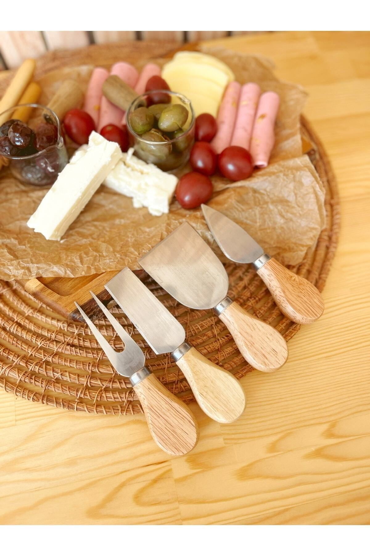 Bambu Saplı 4lü Peynir Bıçağı Seti