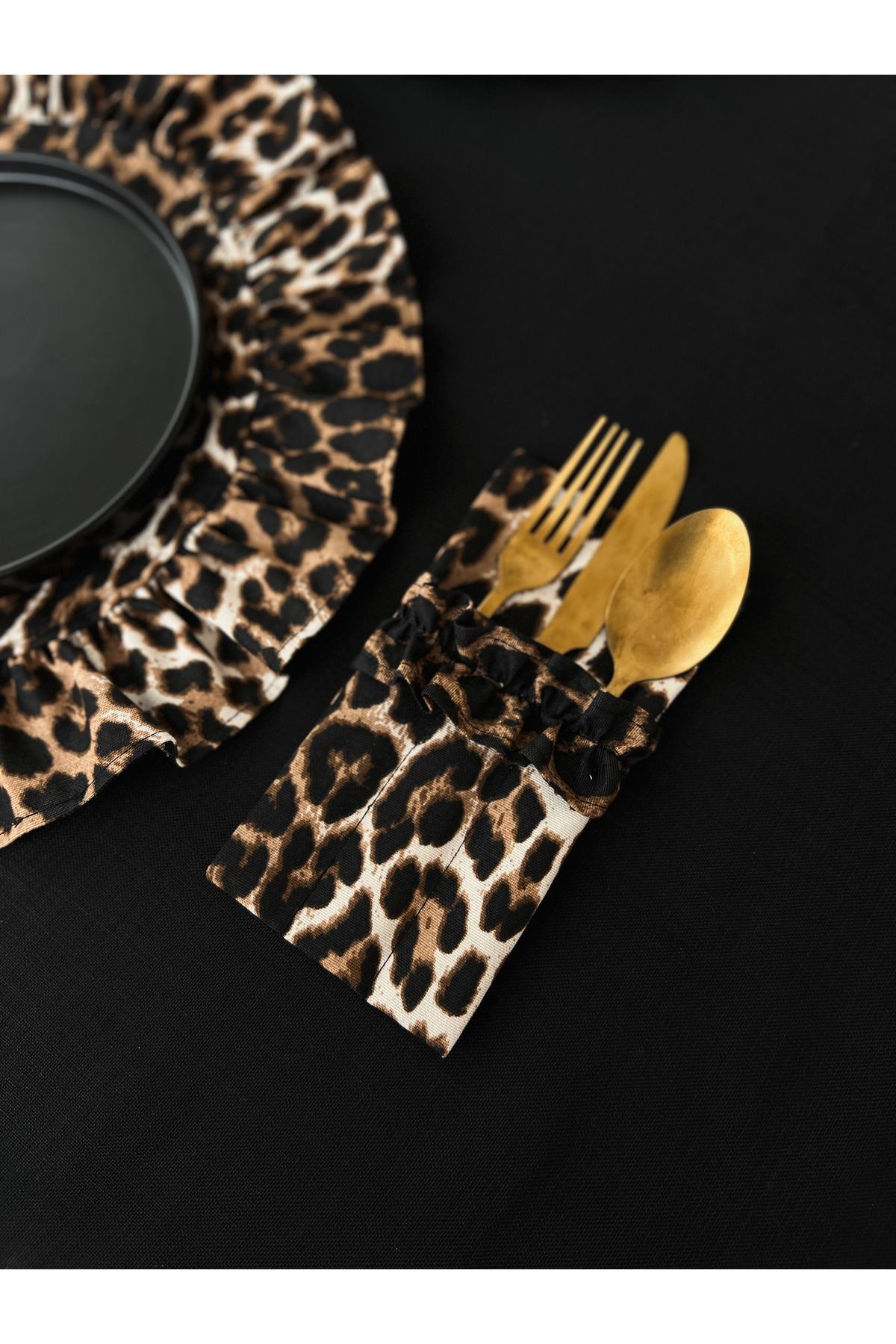 Leopard Fırfırlı 3 Bölmeli Çatal-Kaşık-Bıçak Kılıfı 2Li
