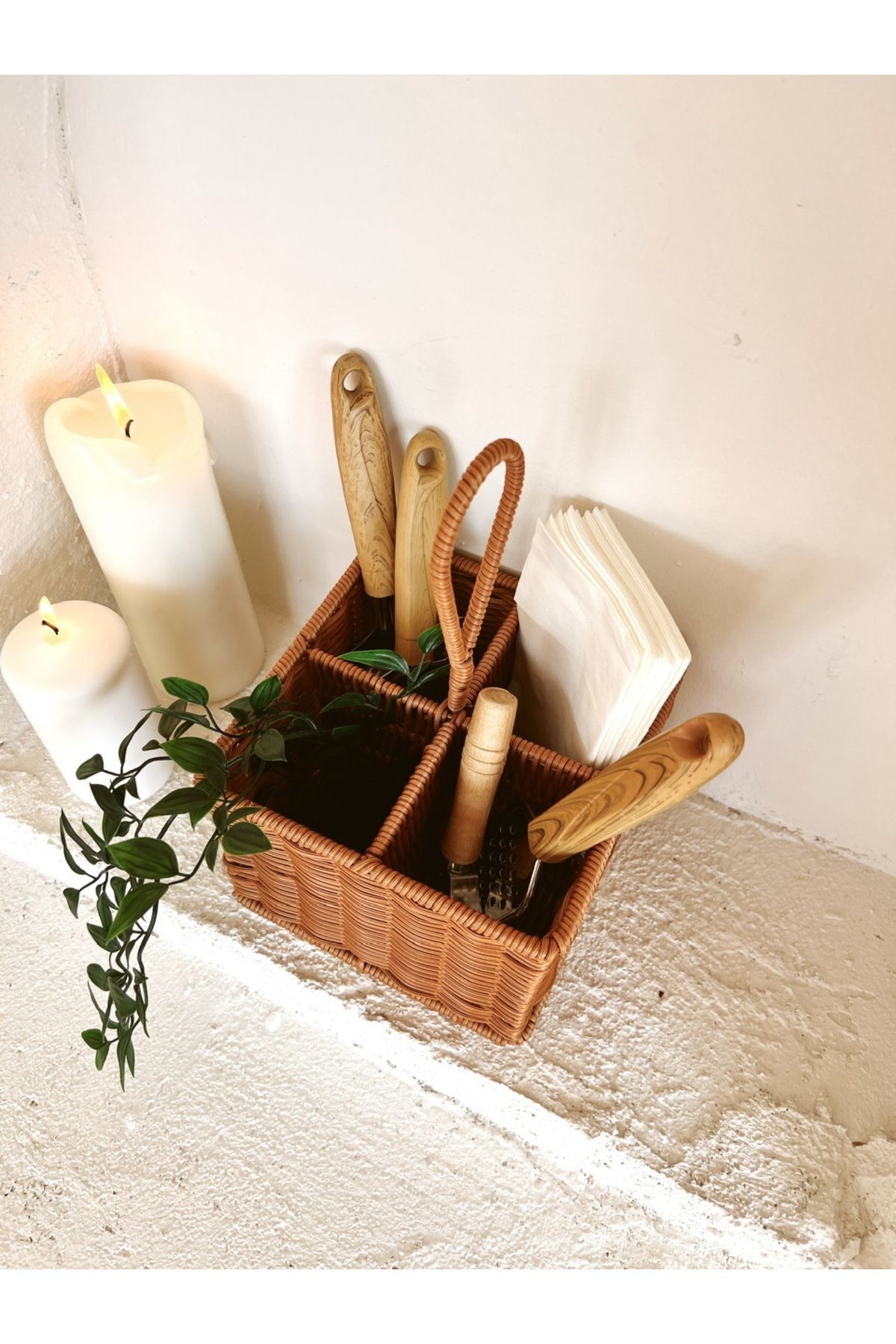 Rattan Kare Dört Bölmeli Kaşıklık/Organizer
