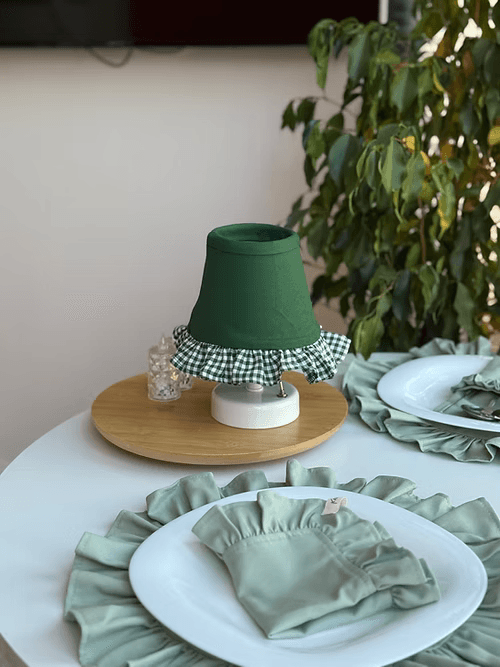 Mossy Keten Fırfırlı Kablosuz Masa Lambası / Mat Beyaz Ayak