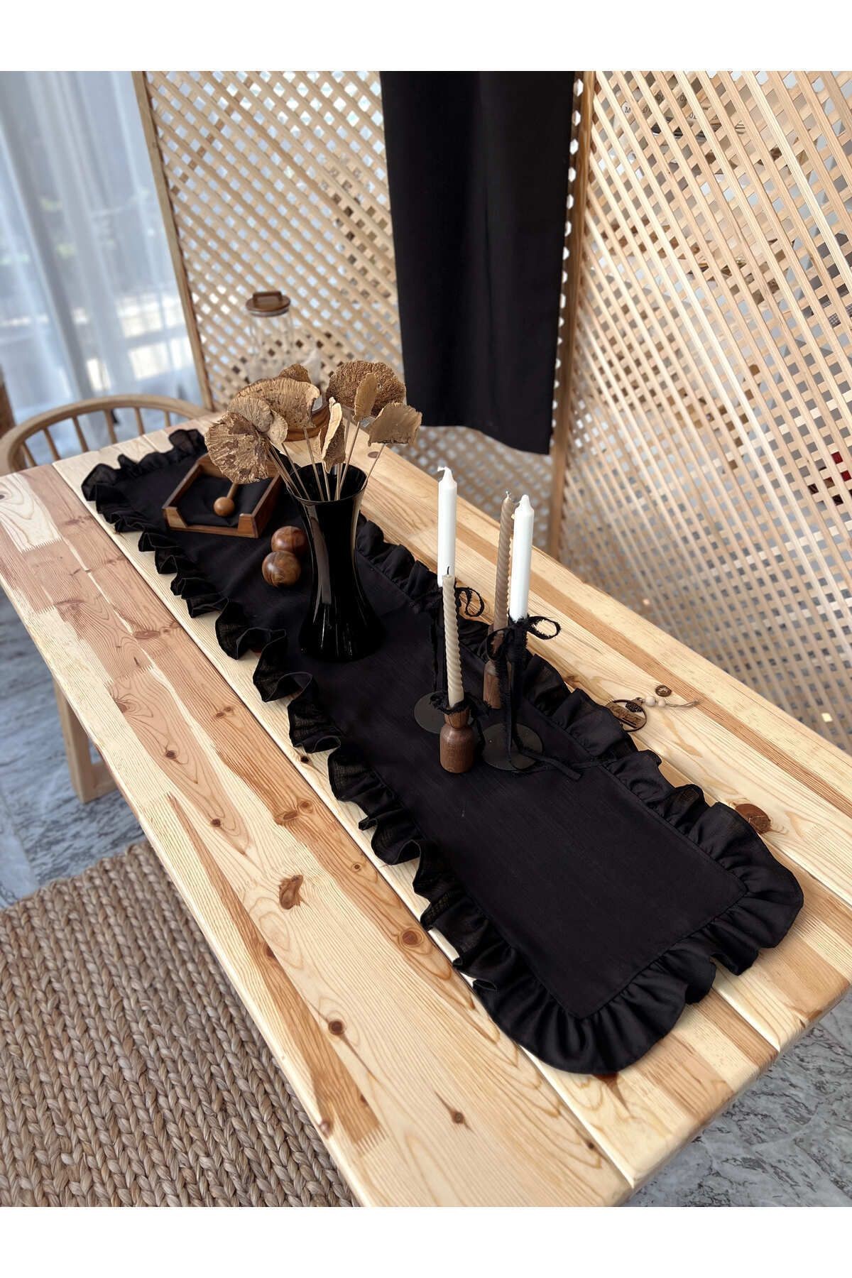 Fırfırlı Siyah %100 Keten Kumaş Runner 50cm X 155cm