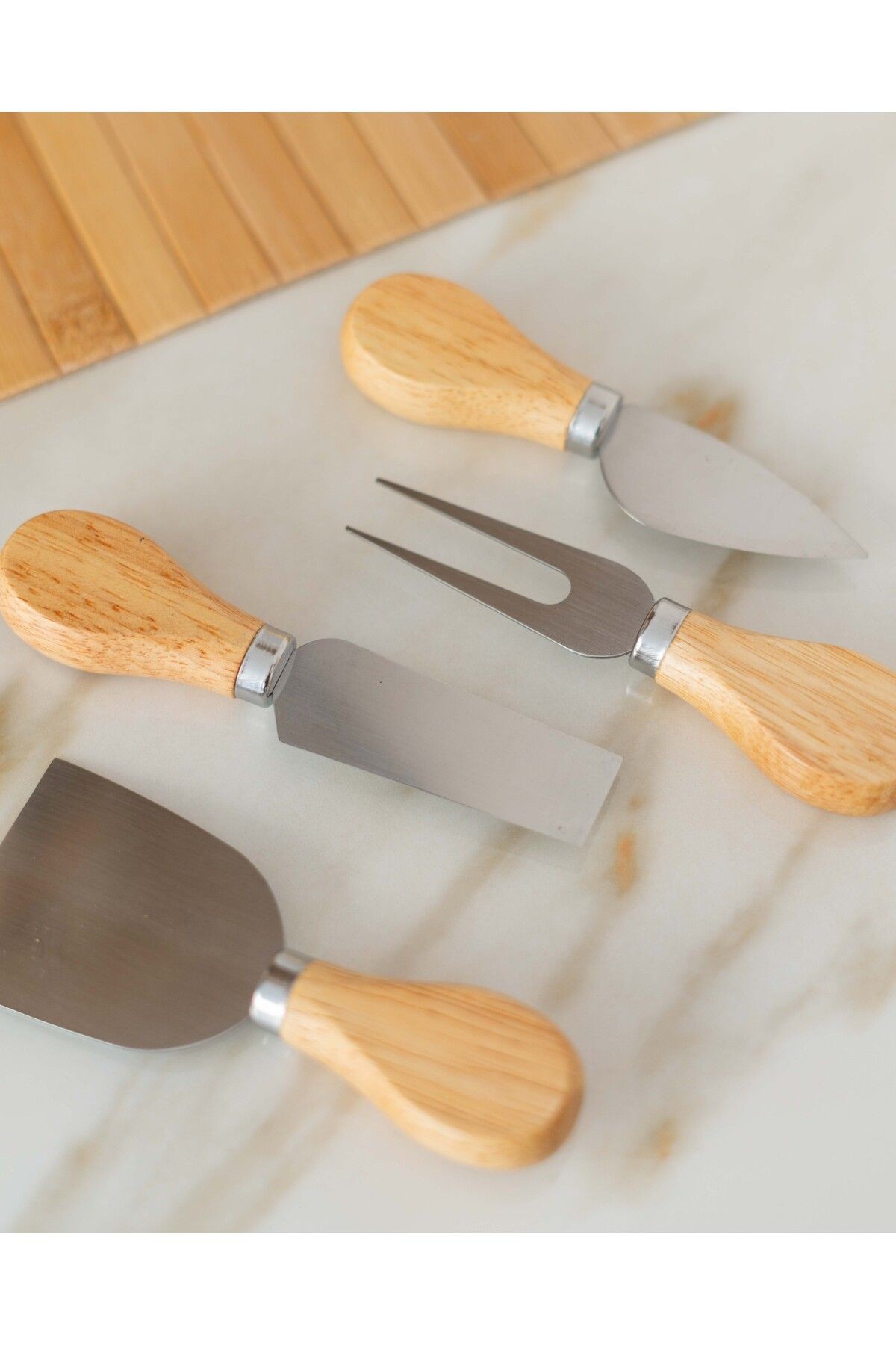 Bambu Saplı 4lü Peynir Bıçağı Seti
