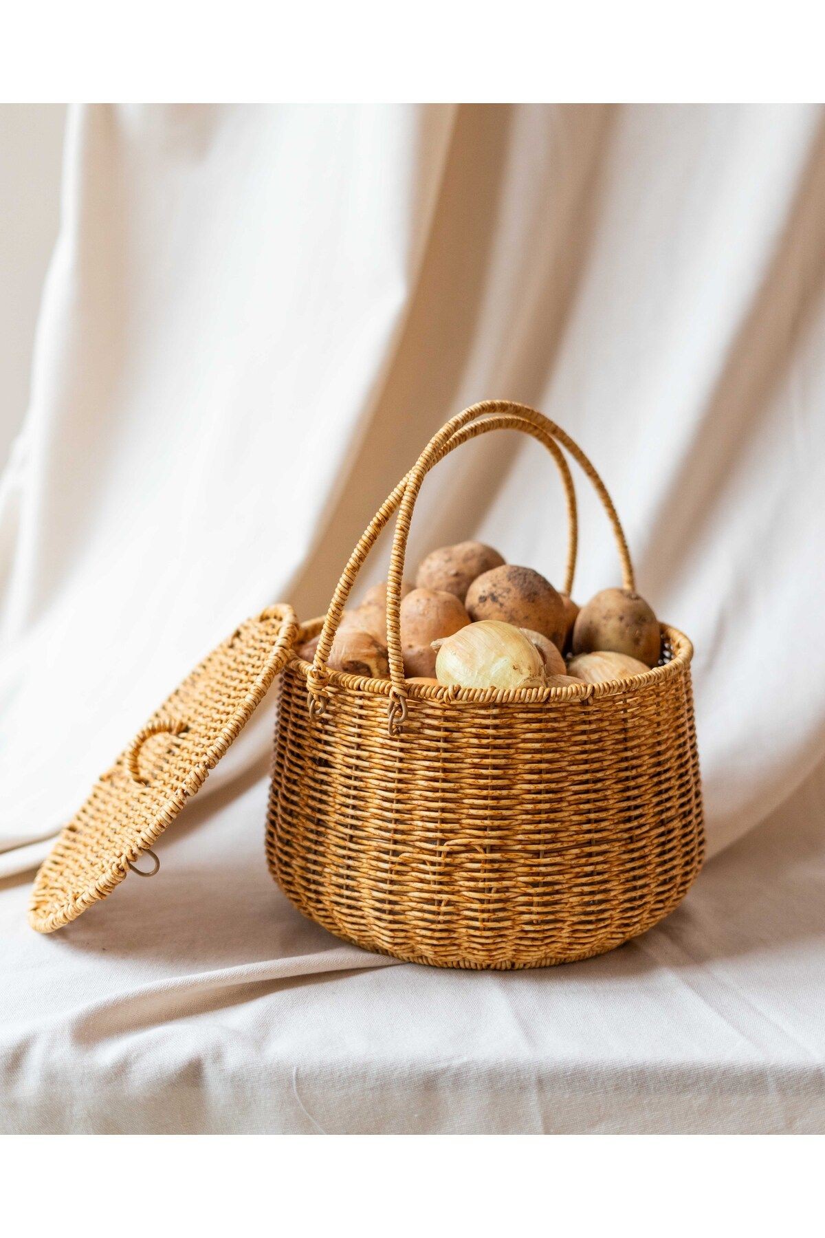 Rattan Kulplu Kapaklı Sepet/Piknik Sepeti