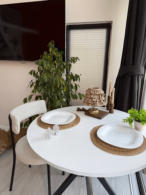 Sienna Keten Fırfırlı Kablosuz Masa Lambası / Eskitme Gold Ayak