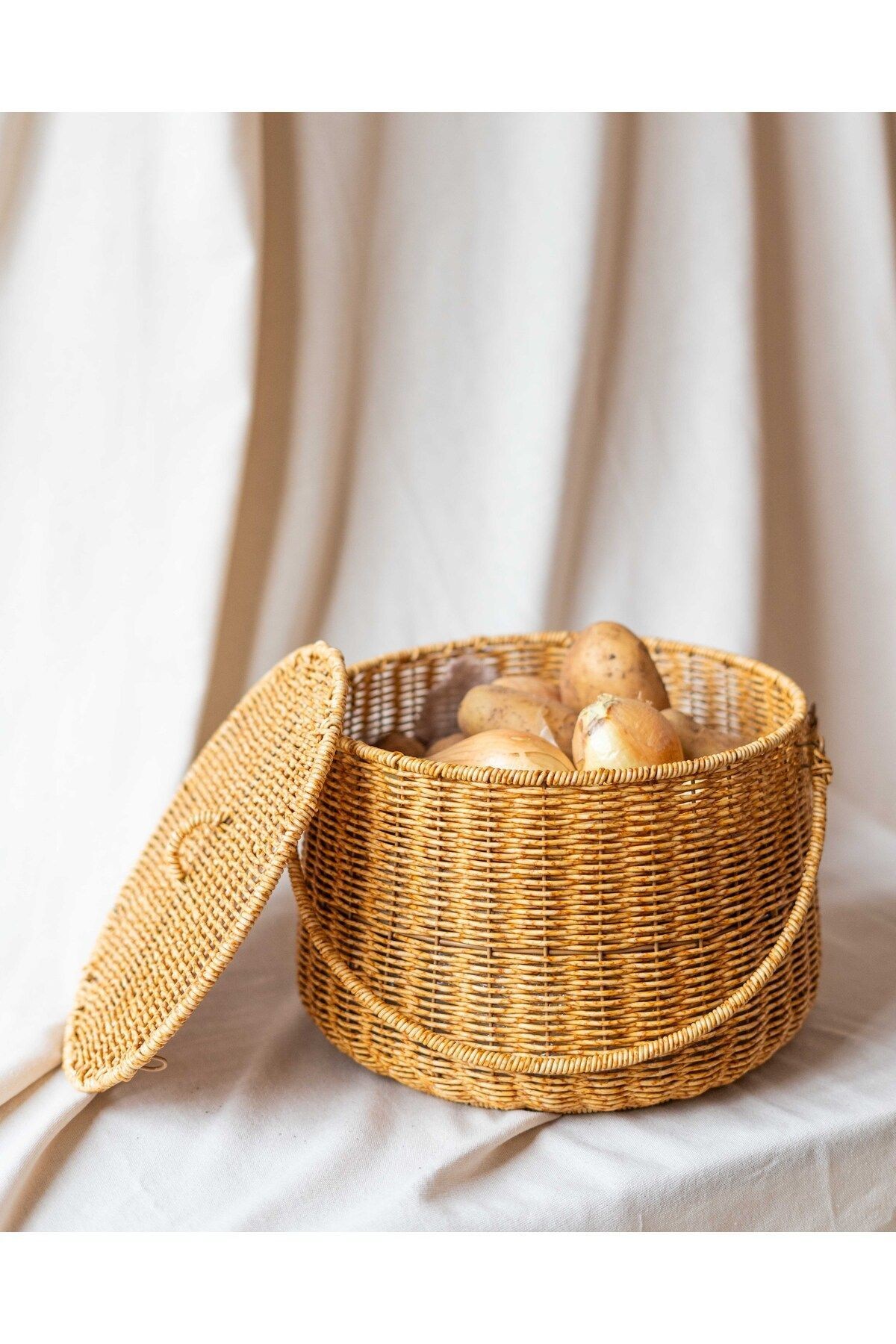 Rattan Kulplu Kapaklı Sepet/Piknik Sepeti