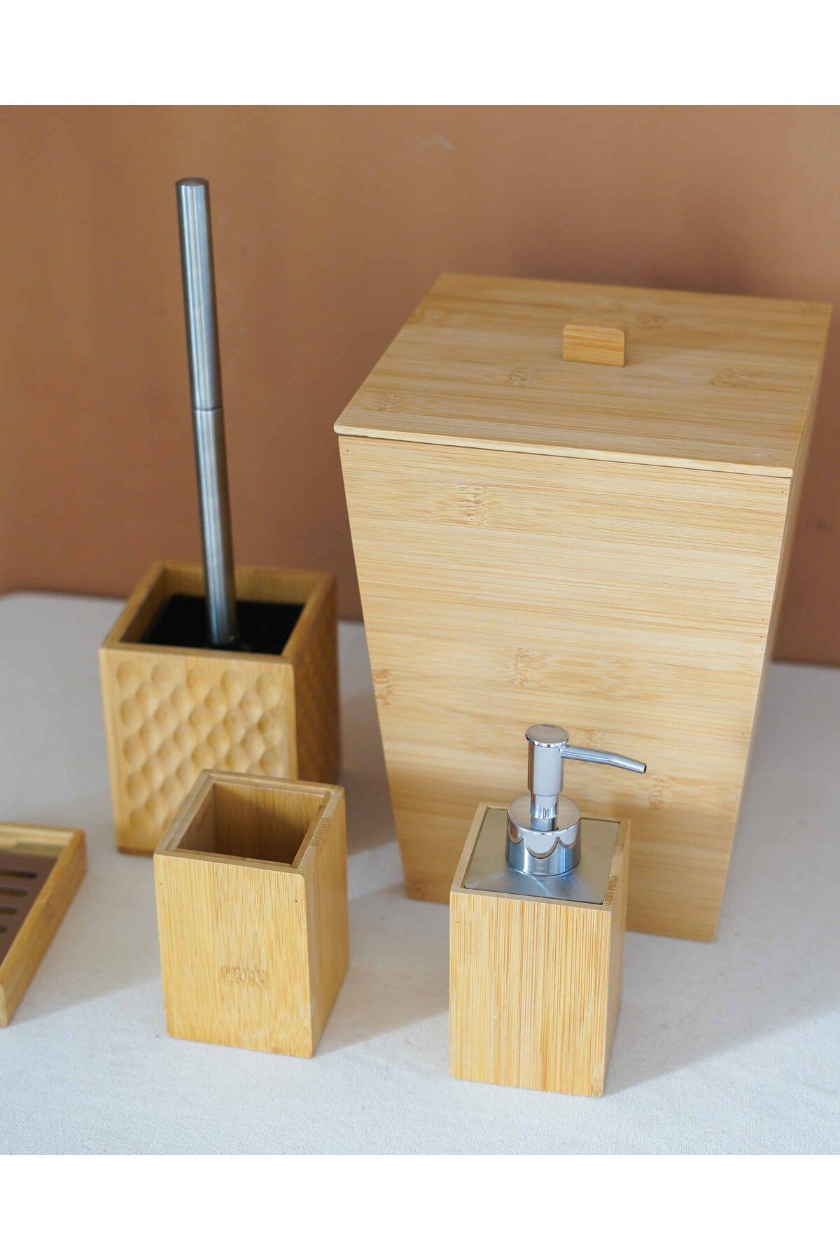 Doğal Bambu 5'li Banyo Seti -Çöp Kovası / Sıvı Sabunluk / Diş Fırçalık Kutusu Banyo Seti