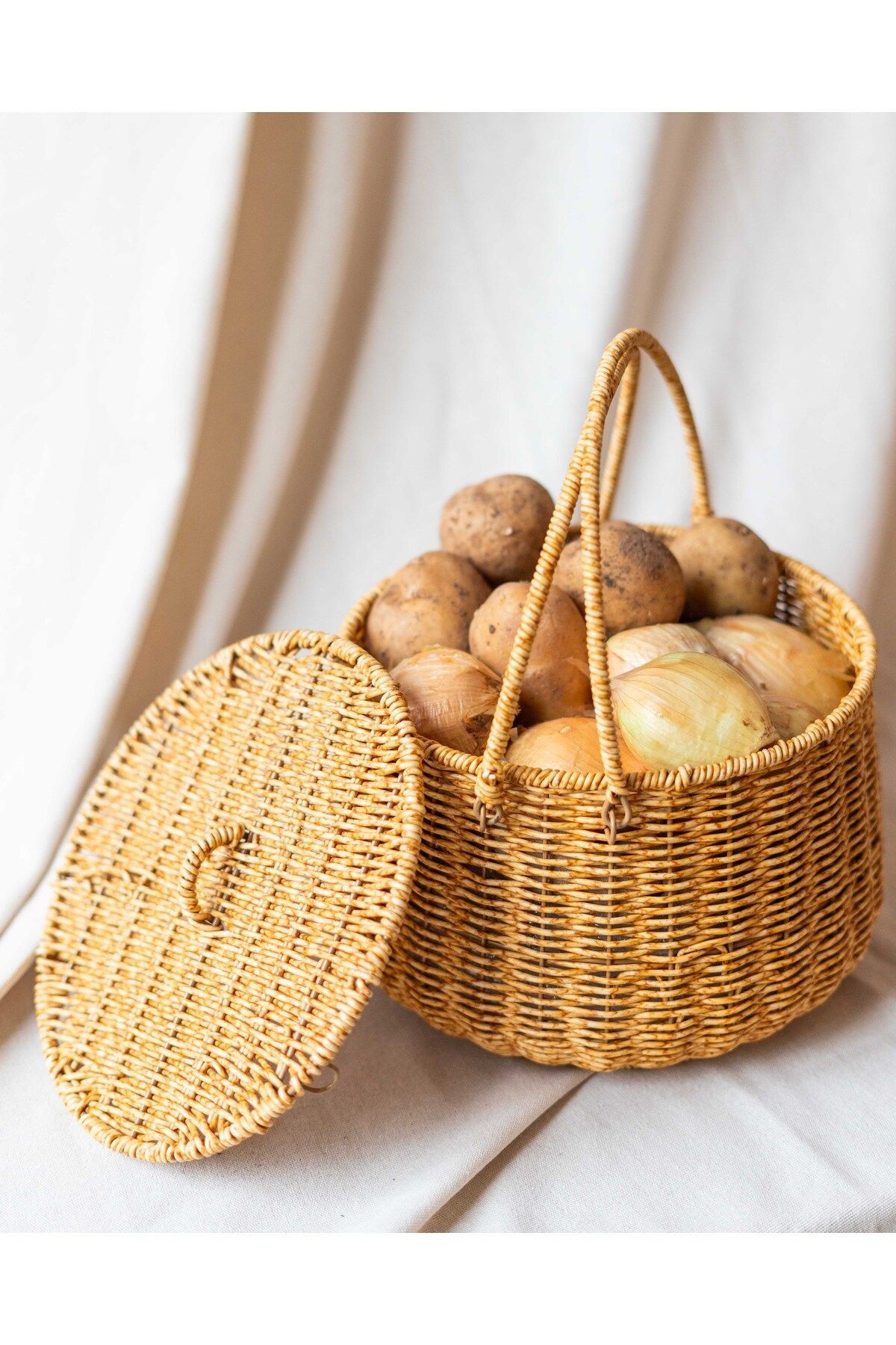 Rattan Kulplu Kapaklı Sepet/Piknik Sepeti