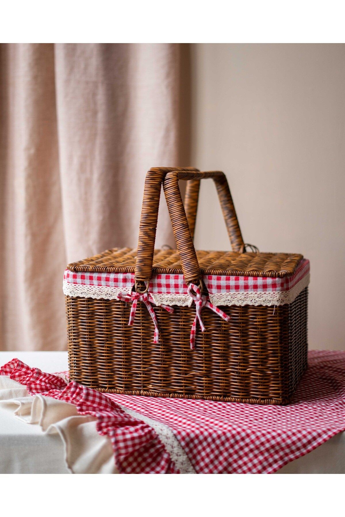 Rattan İç Korumalı Piknik Sepeti