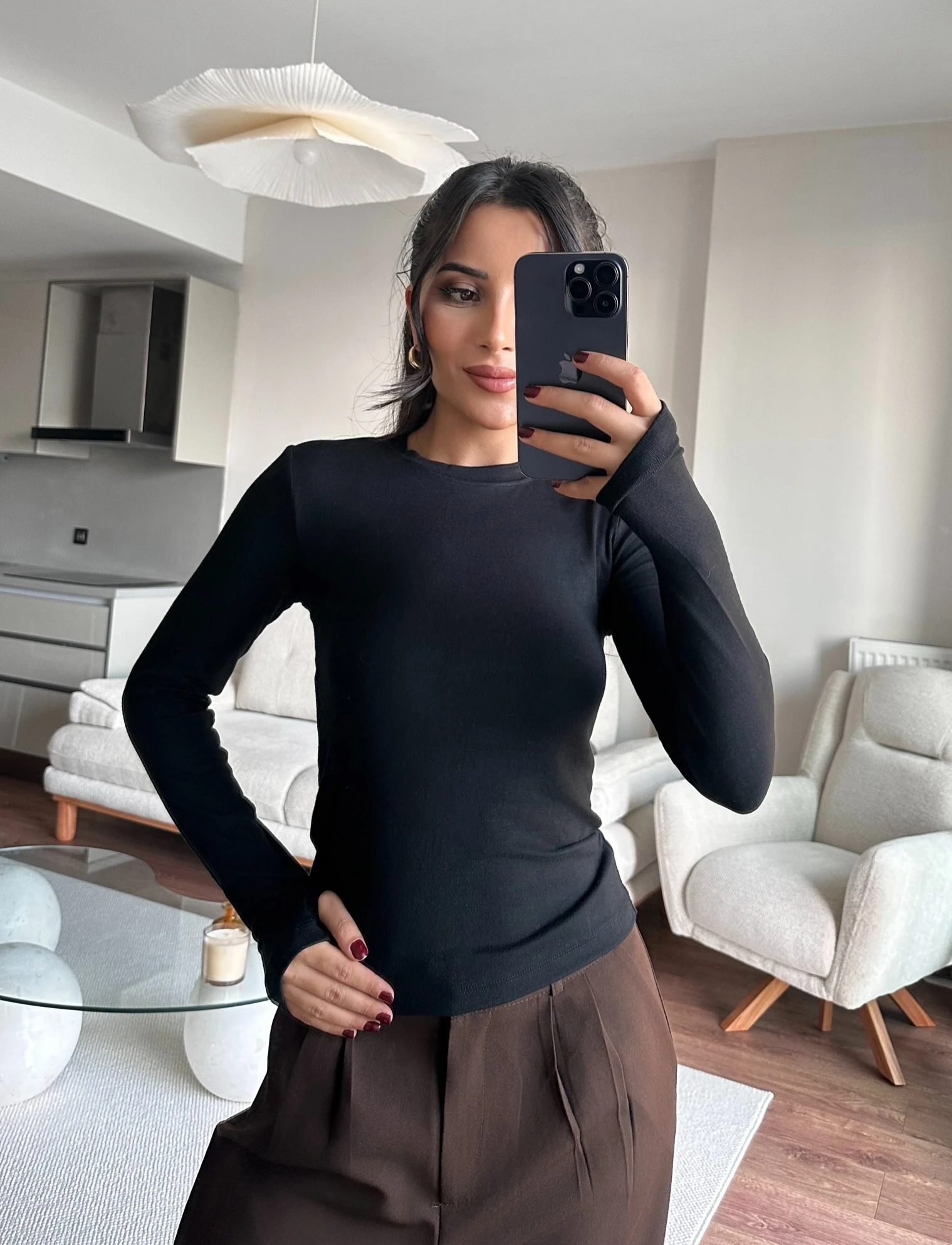 Parmak Geçmeli Siyah Body 