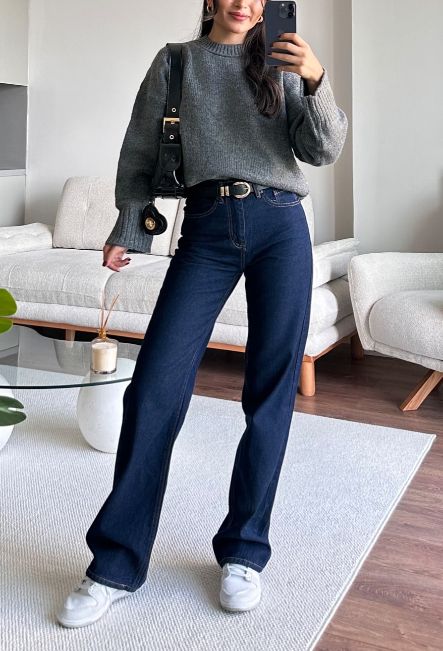 Dark Straight Jean 