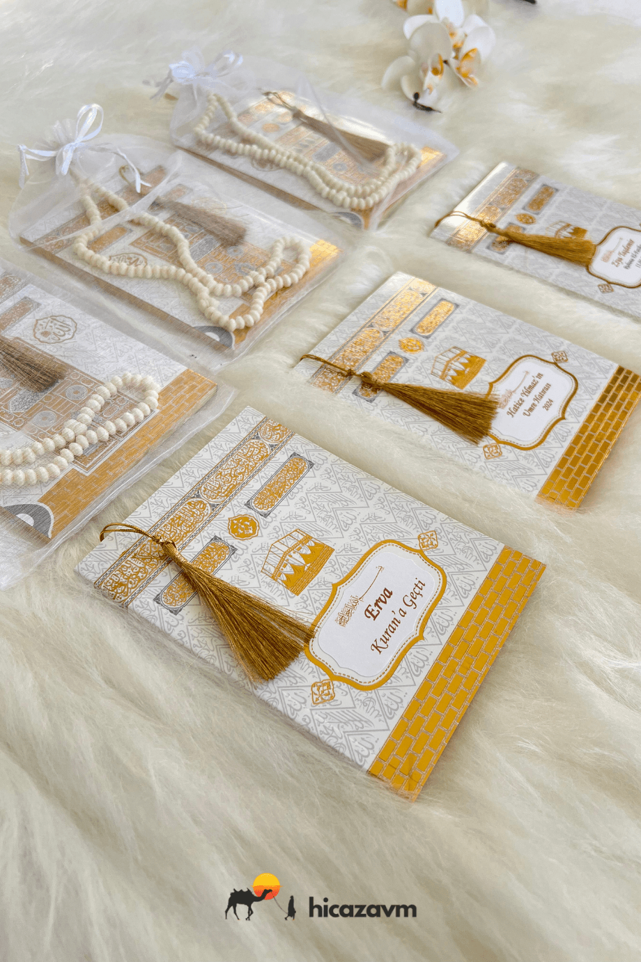 KABE KOKULU PÜSKÜL AYRAÇLI SET (beyaz)