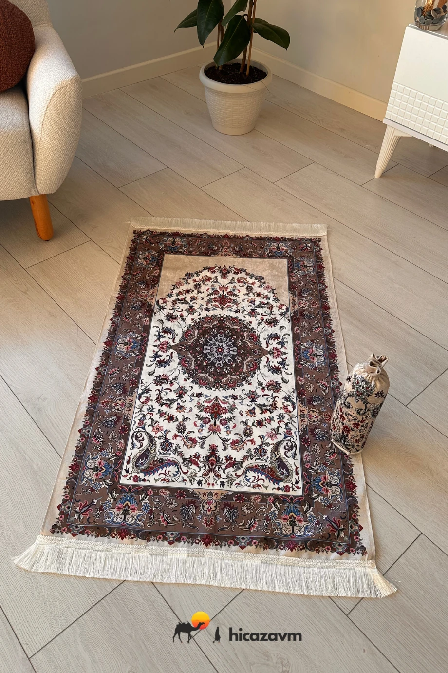 Halı Desen1 Keseli Seccade Krem