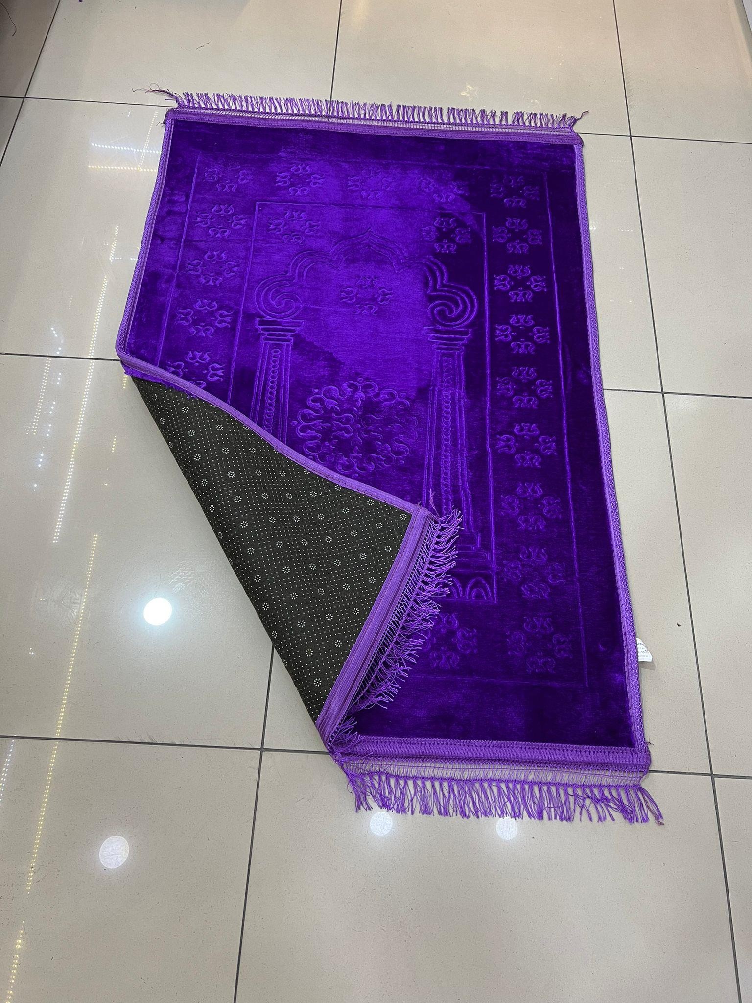 Yumuşak Puf Kalın Peluş Altı Kaymaz Taban Seccade