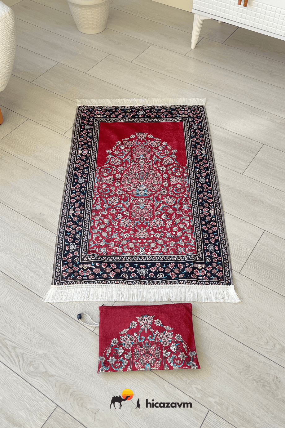 Halı Desen2 Çantalı Seccade Bordo