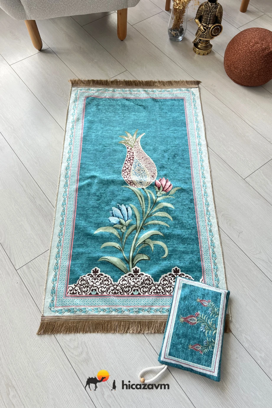 Laleli Çantalı Seccade Mavi