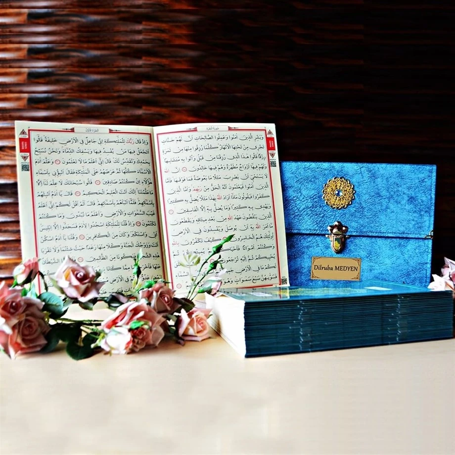 Kadife Çantalı 30 Cüz Kuranı Kerim
