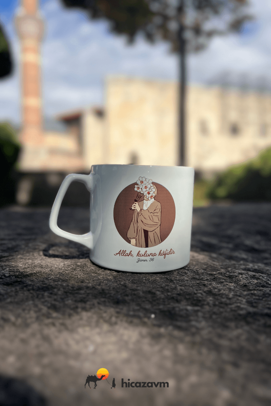 Allah Kuluna Kafidir