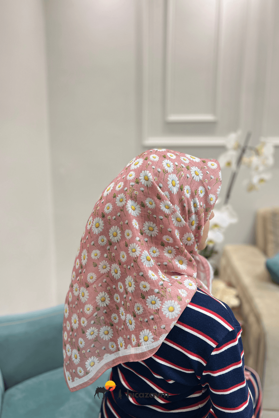 Soluk Pembe Pıtırcık Beyaz Papatya