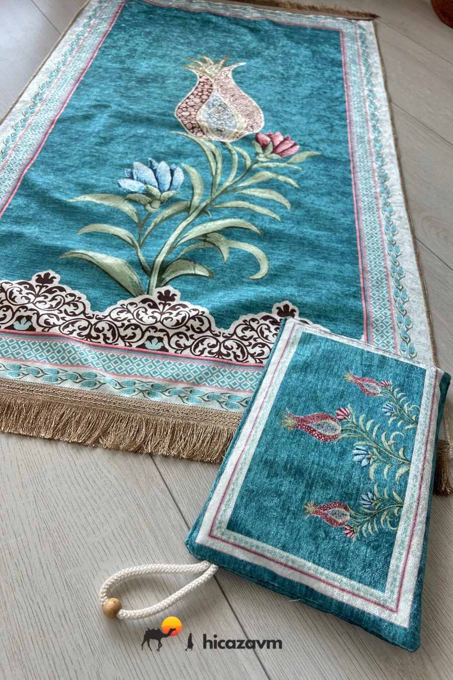 Laleli Çantalı Seccade Mavi