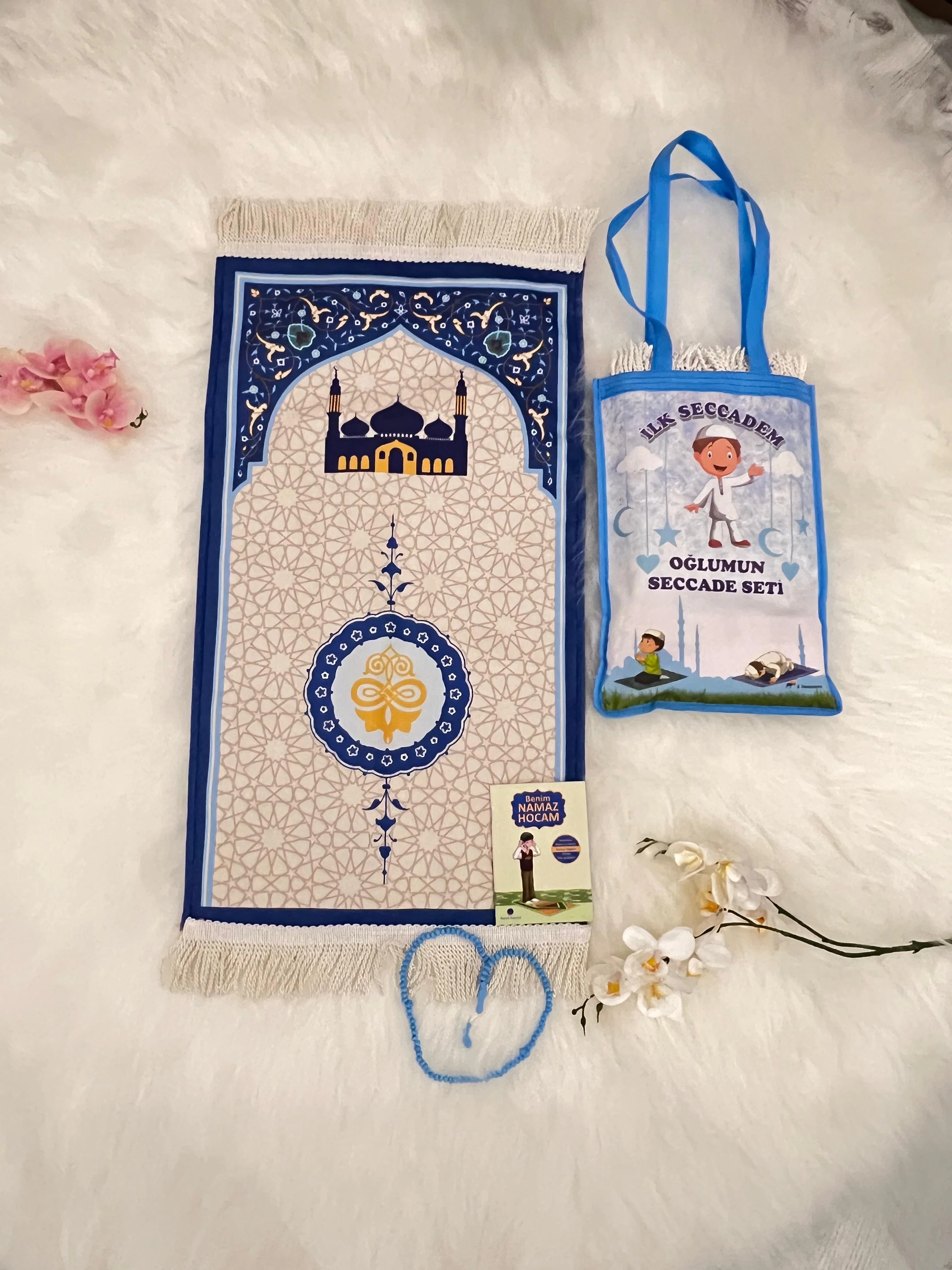 OMUZ ASKILI ÇANTALI SECCADE SETİ (MAVİ)