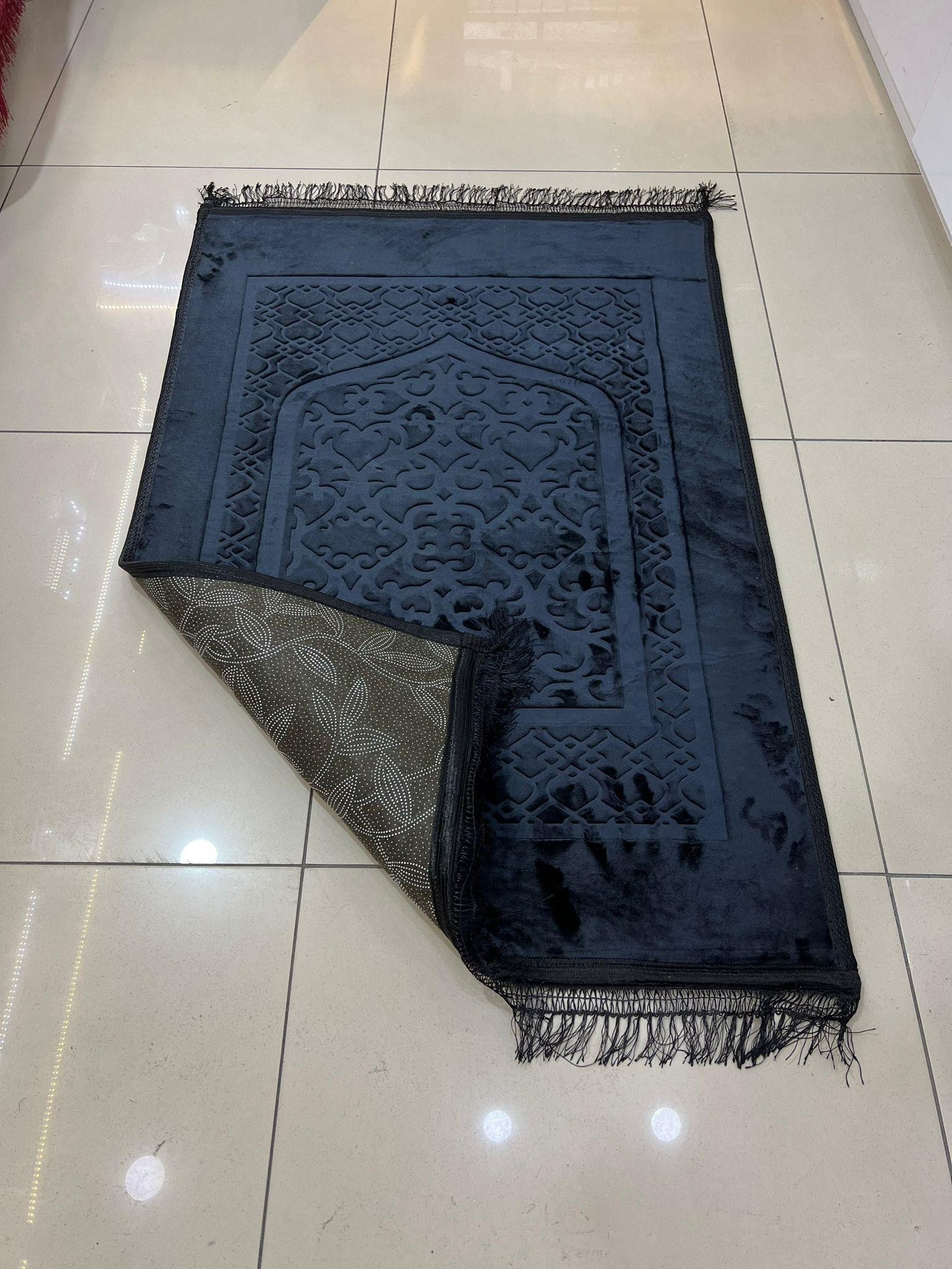 Yumuşak Puf Kalın Peluş Altı Kaymaz Taban Seccade