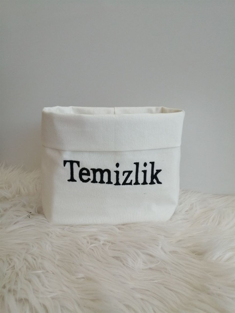 Atölye No 35 Temizlik Nakışlı Çok Amaçlı Sepet Organizer Krem