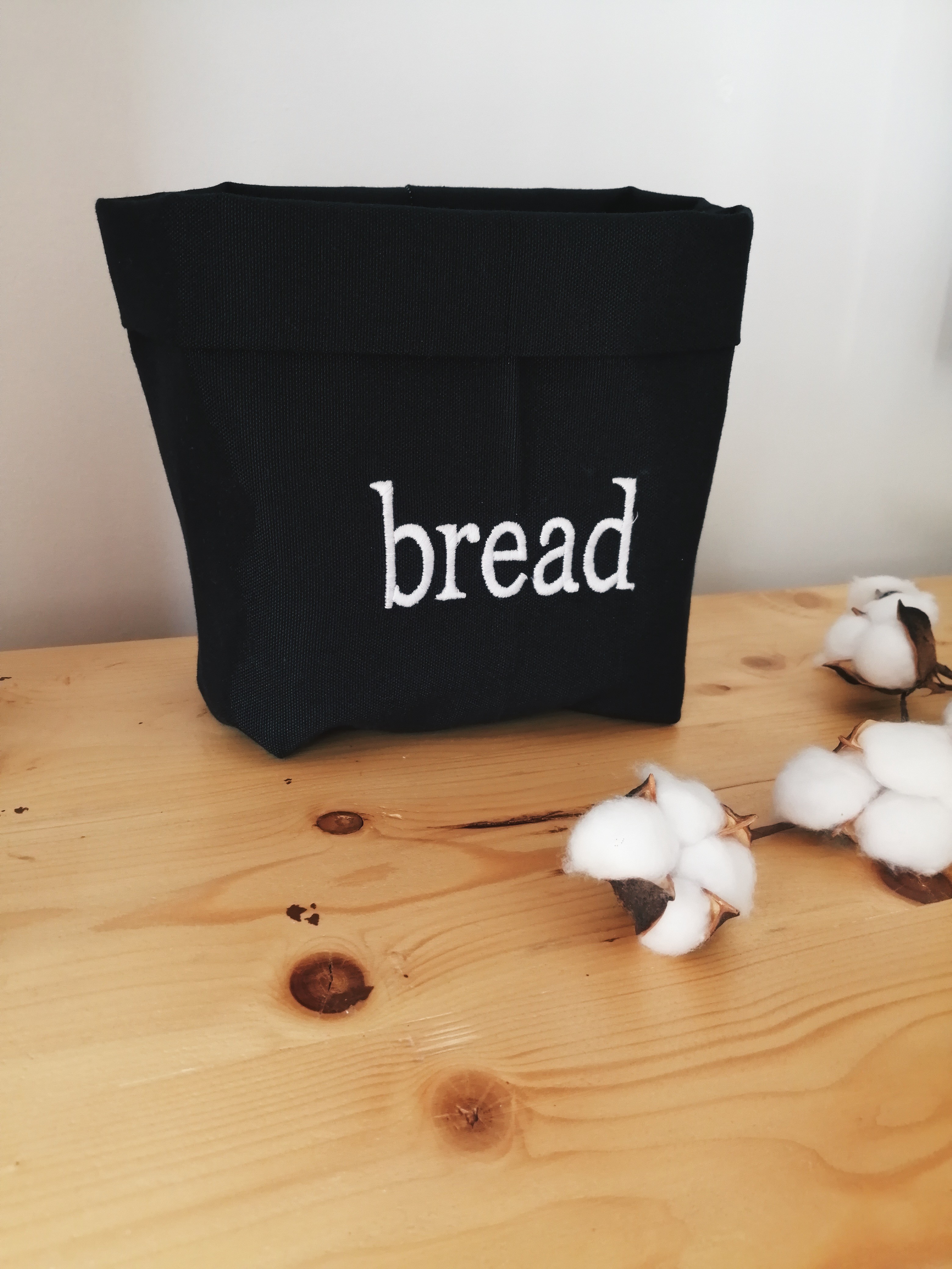 Atölye No 35 Bread Nakışlı Ekmek Sepeti Siyah Kurumsal Ürün