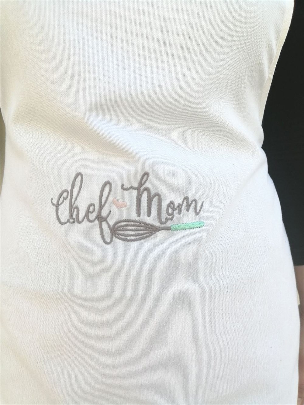 Atölye No 35 Chefmom Nakışlı Önlük Beyaz