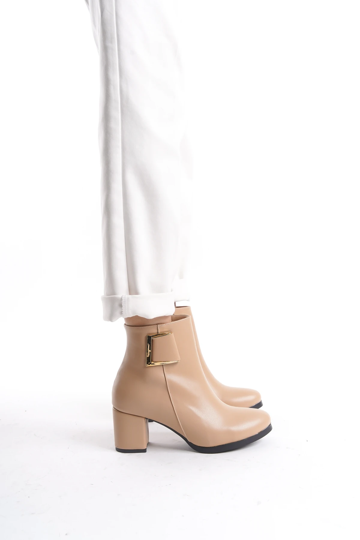 Kadın Atina Cilt Toka Detaylı Topuklu kısa Bot