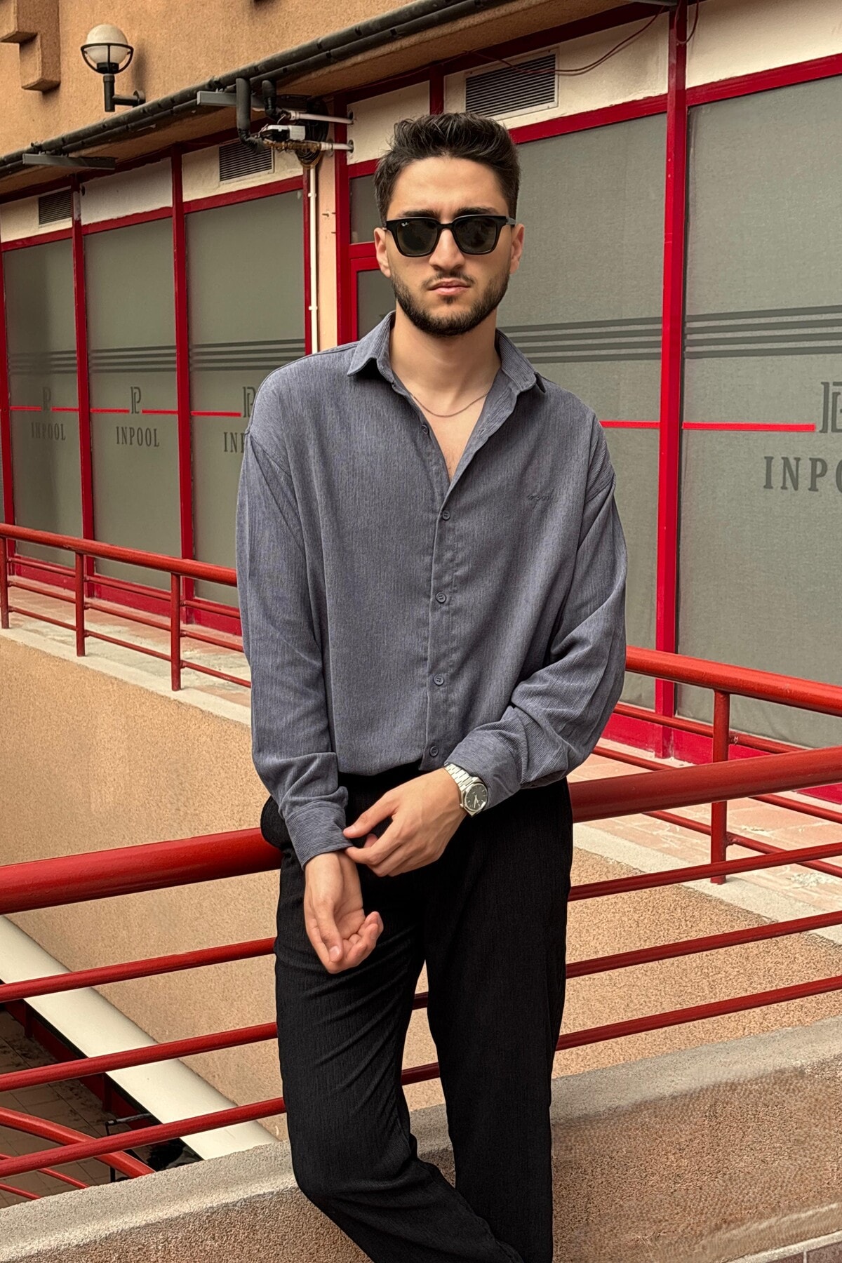 GRİ