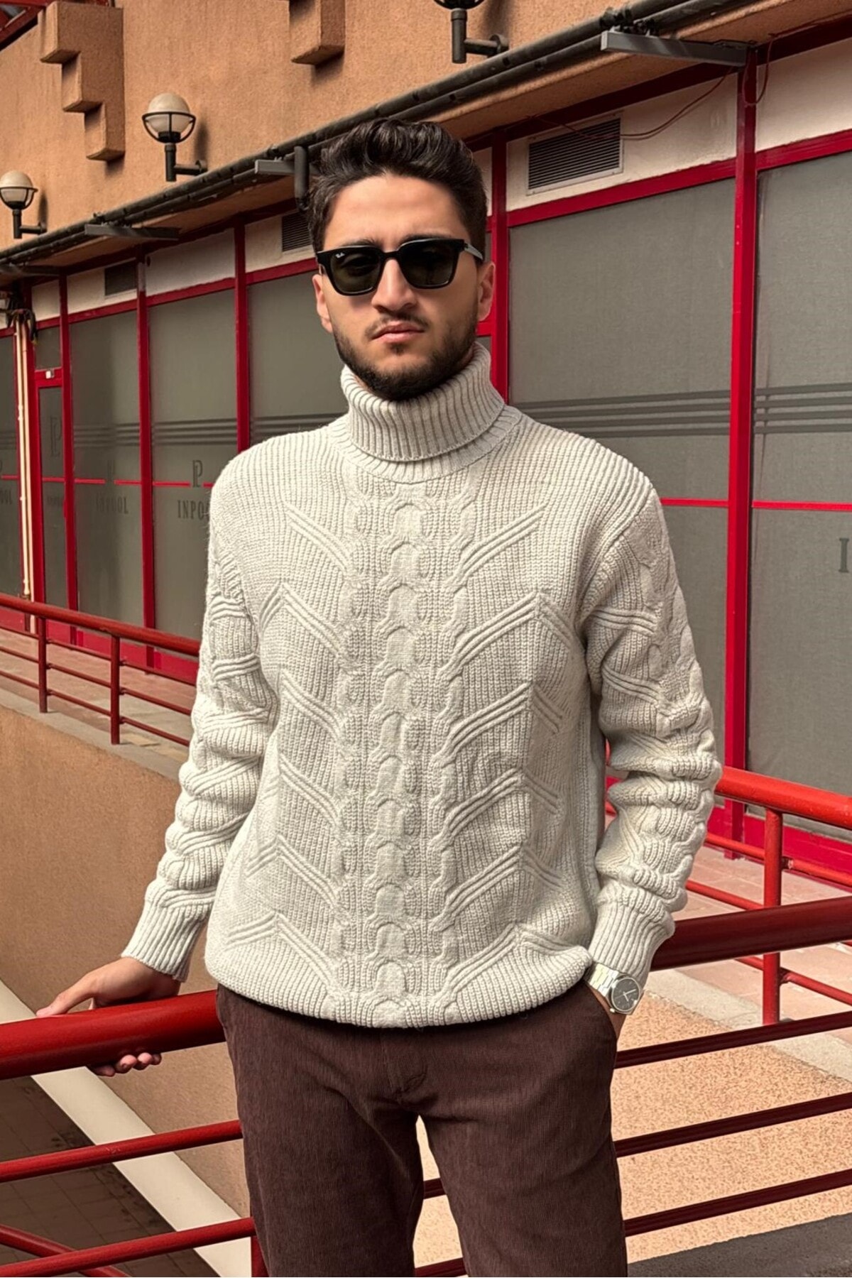 AÇIK GRİ