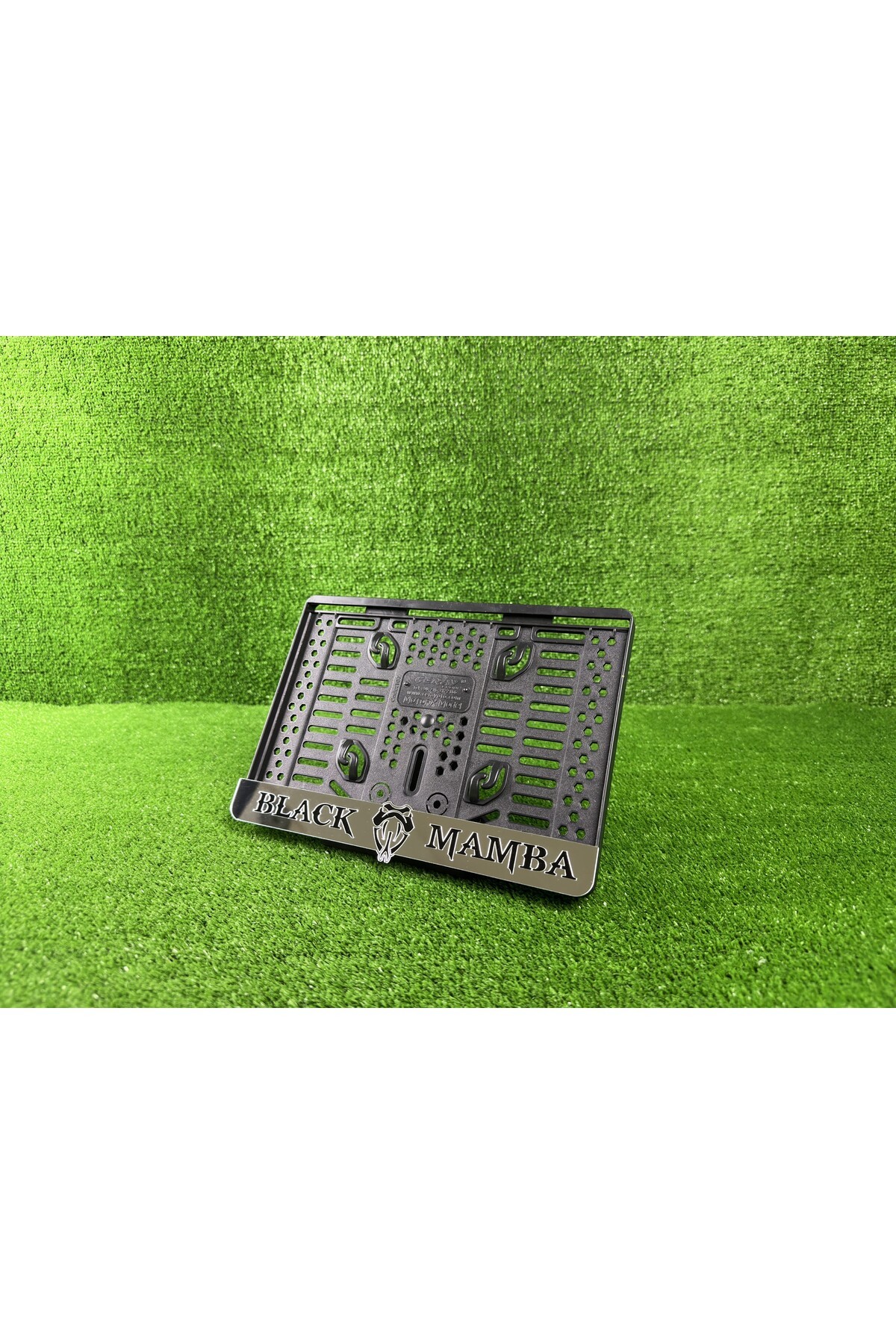 GÜMÜŞ BLACK MAMBA 3D KABARTMALI PLEKSİ MOTOR PLAKALIĞI