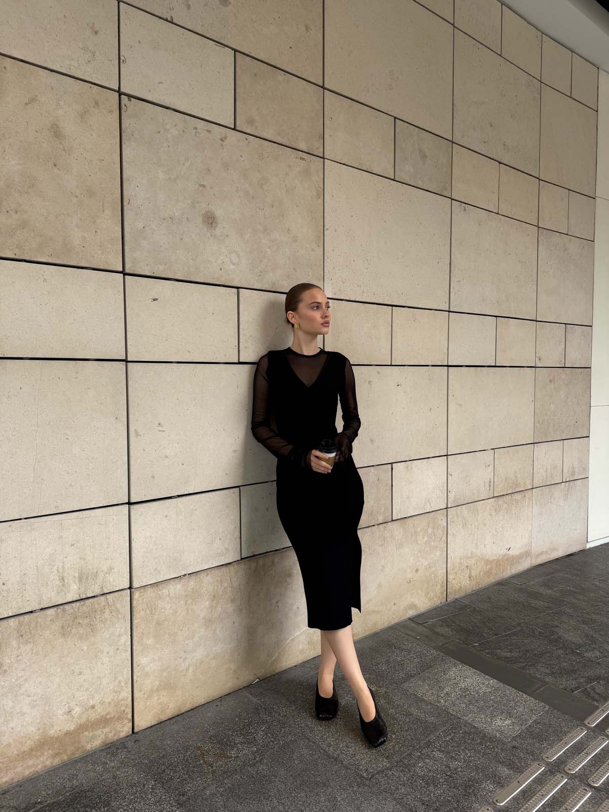 Kolları Tüllü Merserize Elbise